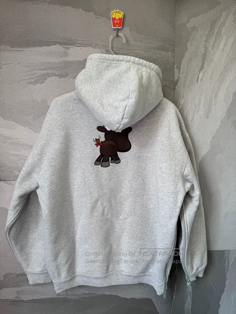 Balenciaga Balenciaga Cartoon Calf Pattern Hoodie Size US S / EU 44-46 / 1 - 2 Thumbnail