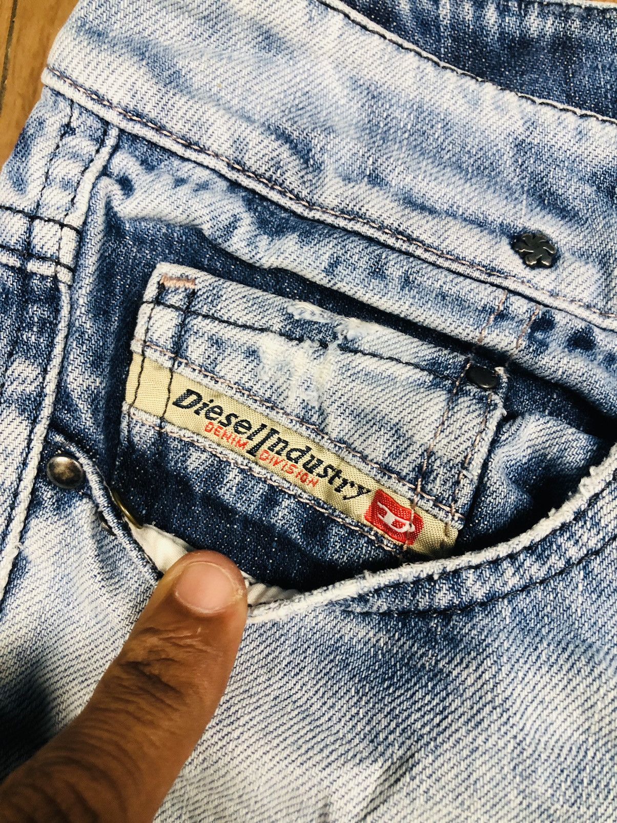 Diesel Diesel Industry Distress Jeans (35) Size US 27 - 11 Thumbnail