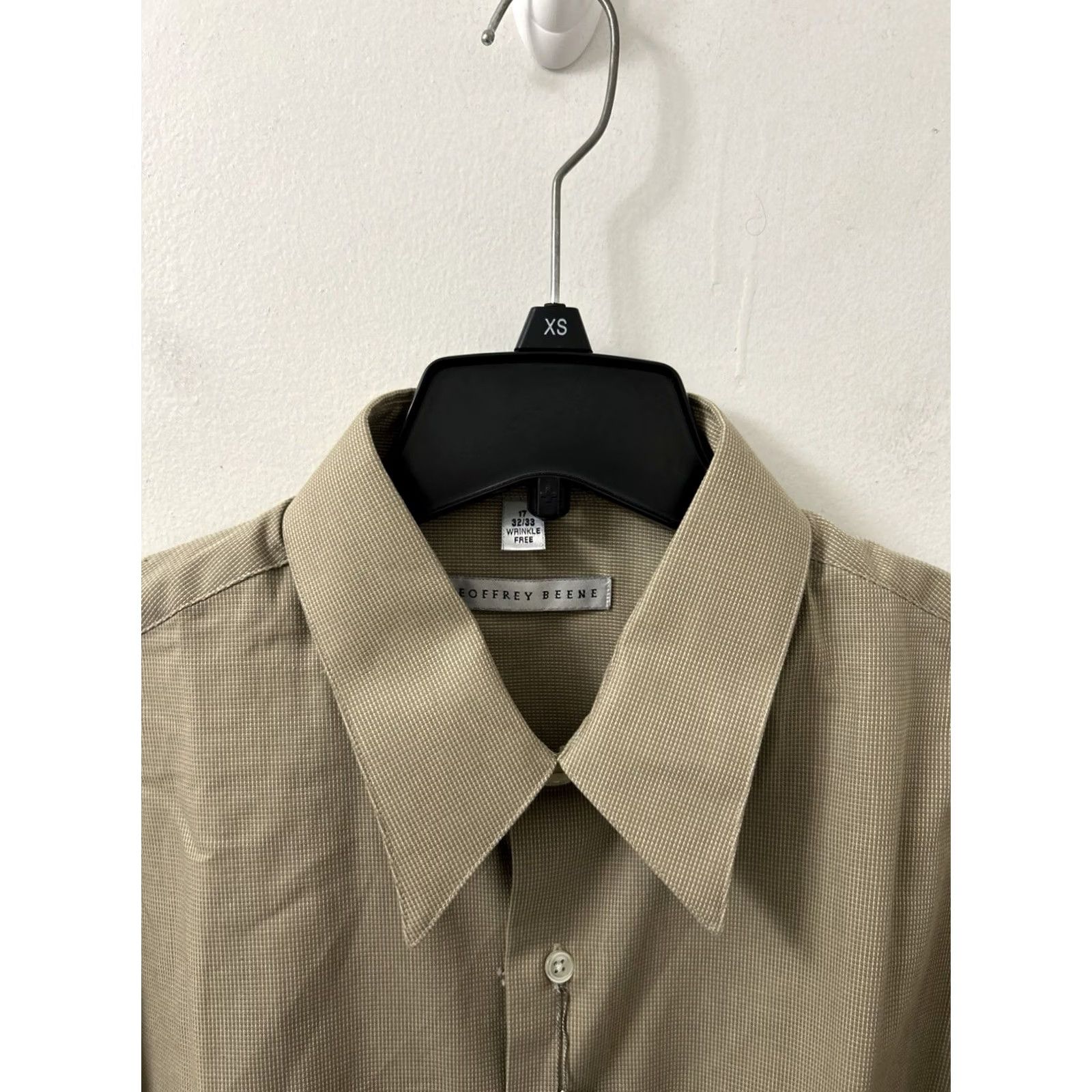 Geoffrey Beene Geoffrey Beene Dress Shirt Mens 17 32/33 Brown Button Up Wrinkle Free L/S Size 46R - 7 Thumbnail