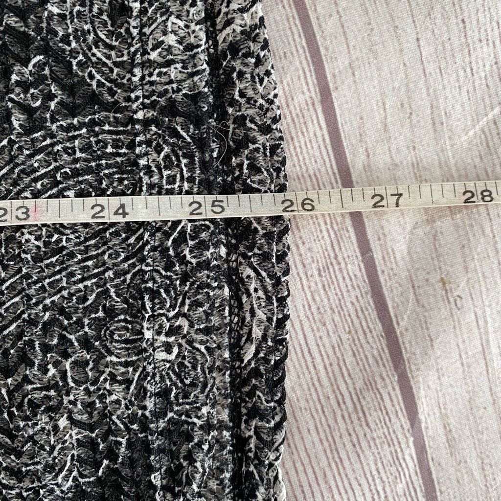 BKE BKE women M short sleeve semi sheer black & white patterned Size M / US 6-8 / IT 42-44 - 9 Thumbnail