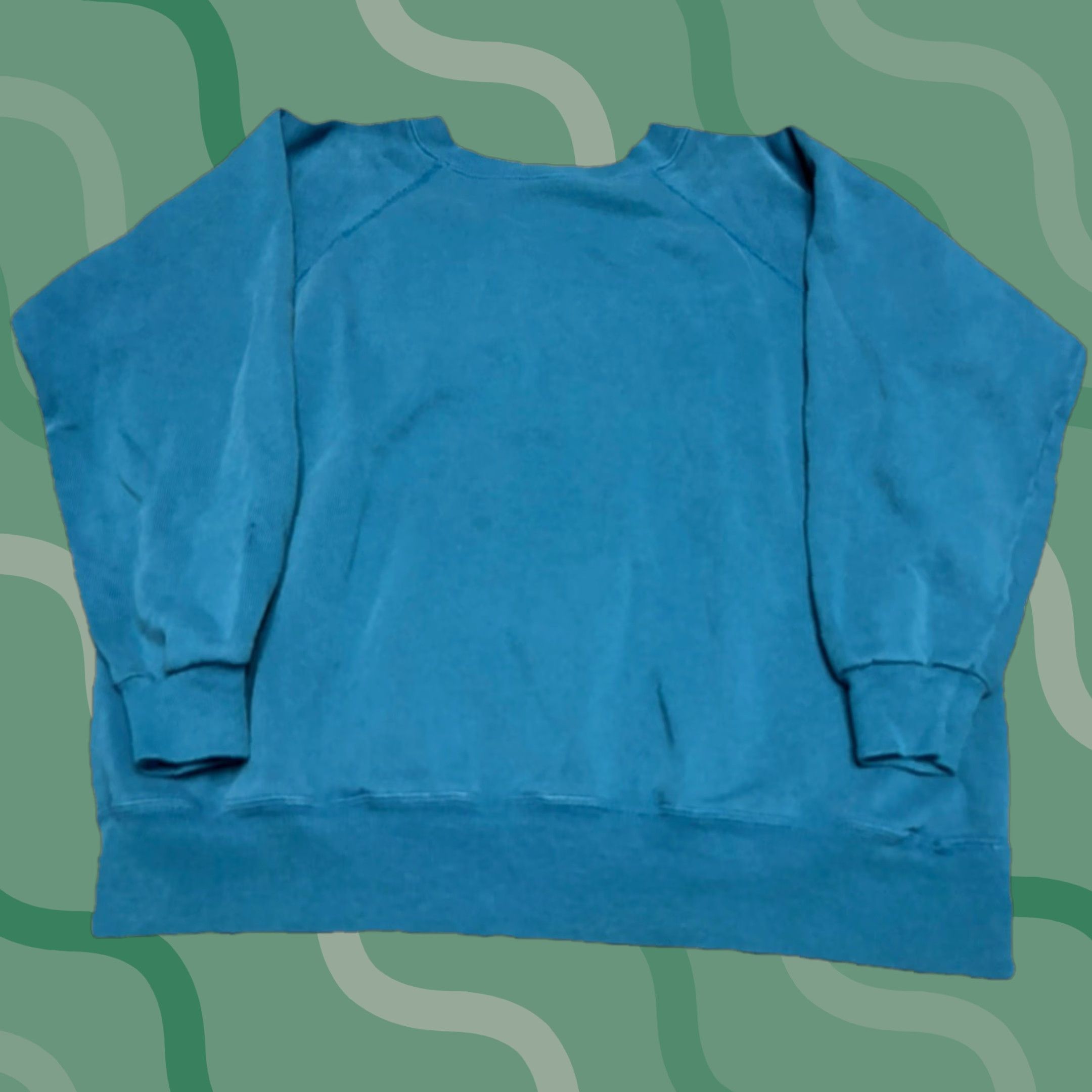 Vintage VINTAGE Sweatshirt Women's Pullover Raglan Blue Size M Crew Neck USA Made Blank P2 Size M / US 6-8 / IT 42-44 - 1 Thumbnail