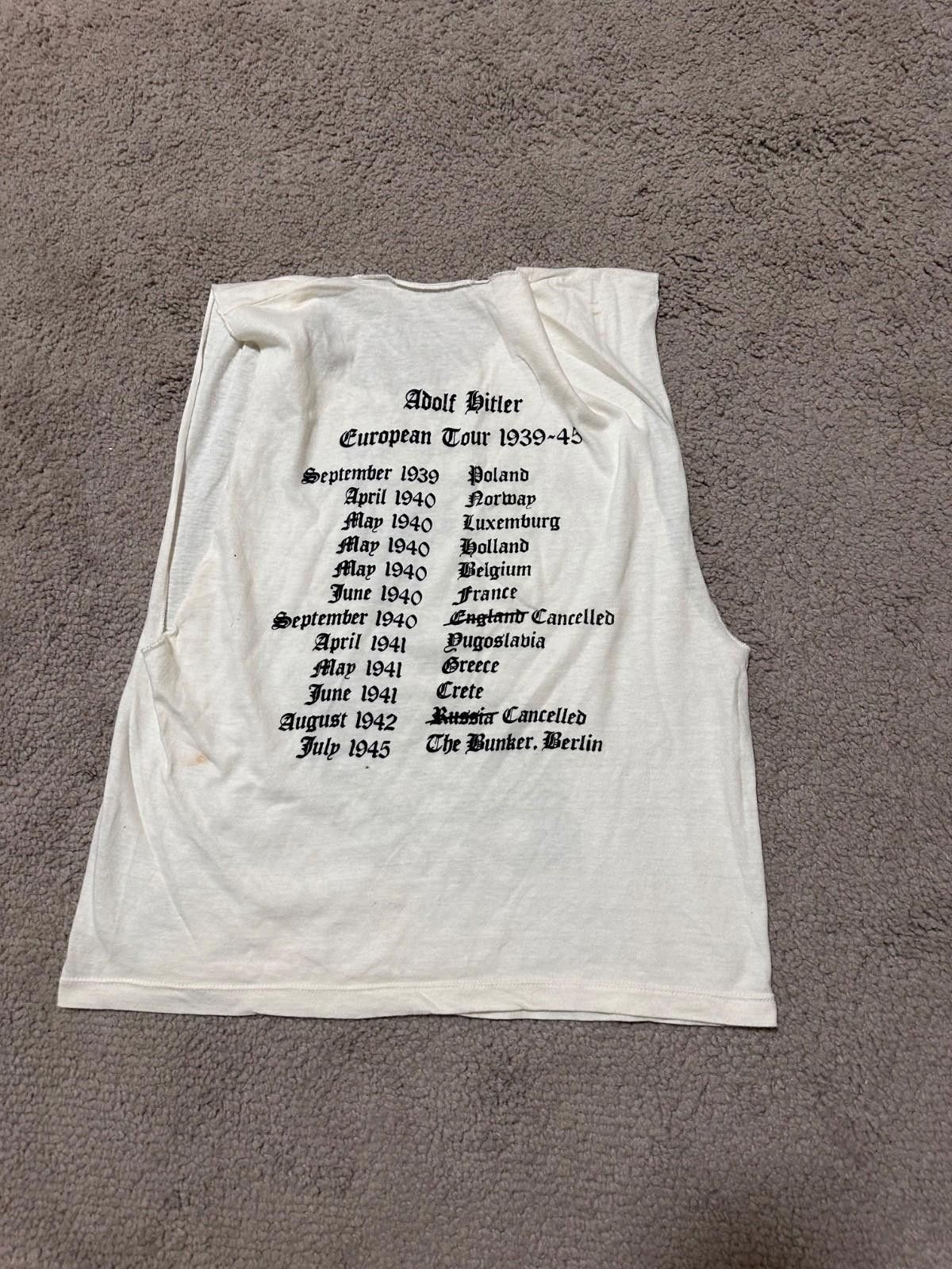 The Unbranded Brand VINTAGE ADOLF HITLER EUROPEAN TOUR 1939-1945 T SHIRT Size US M / EU 48-50 / 2 - 5 Thumbnail