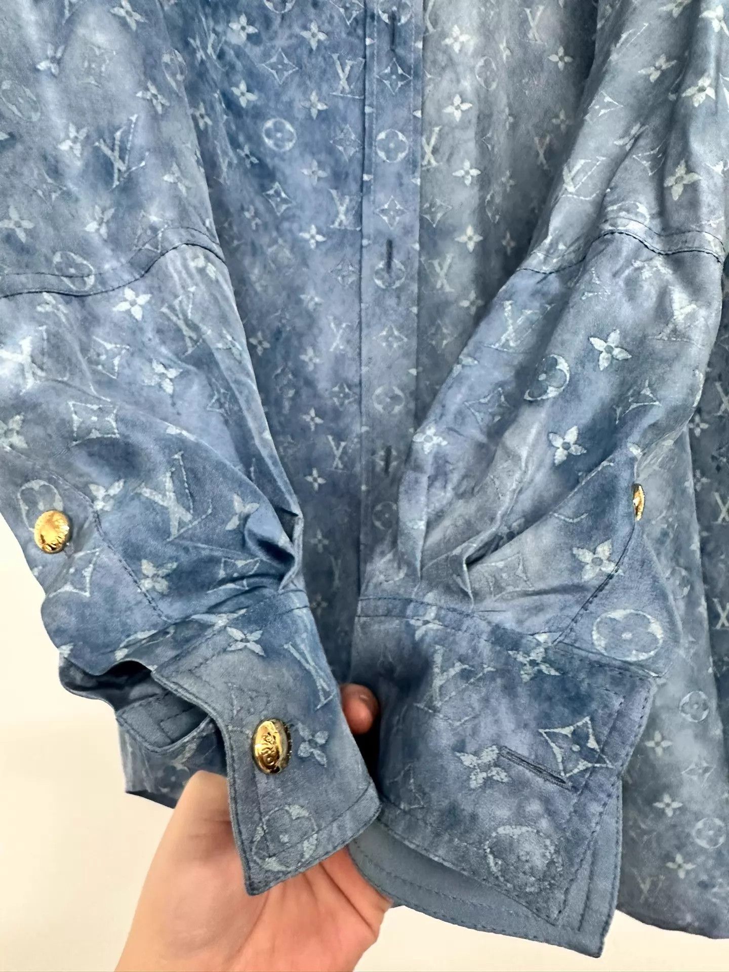 Louis Vuitton Louis Vuitton Women's Monogram Shirt EU 34 Size XS / US 0-2 / IT 36-38 - 3 Thumbnail