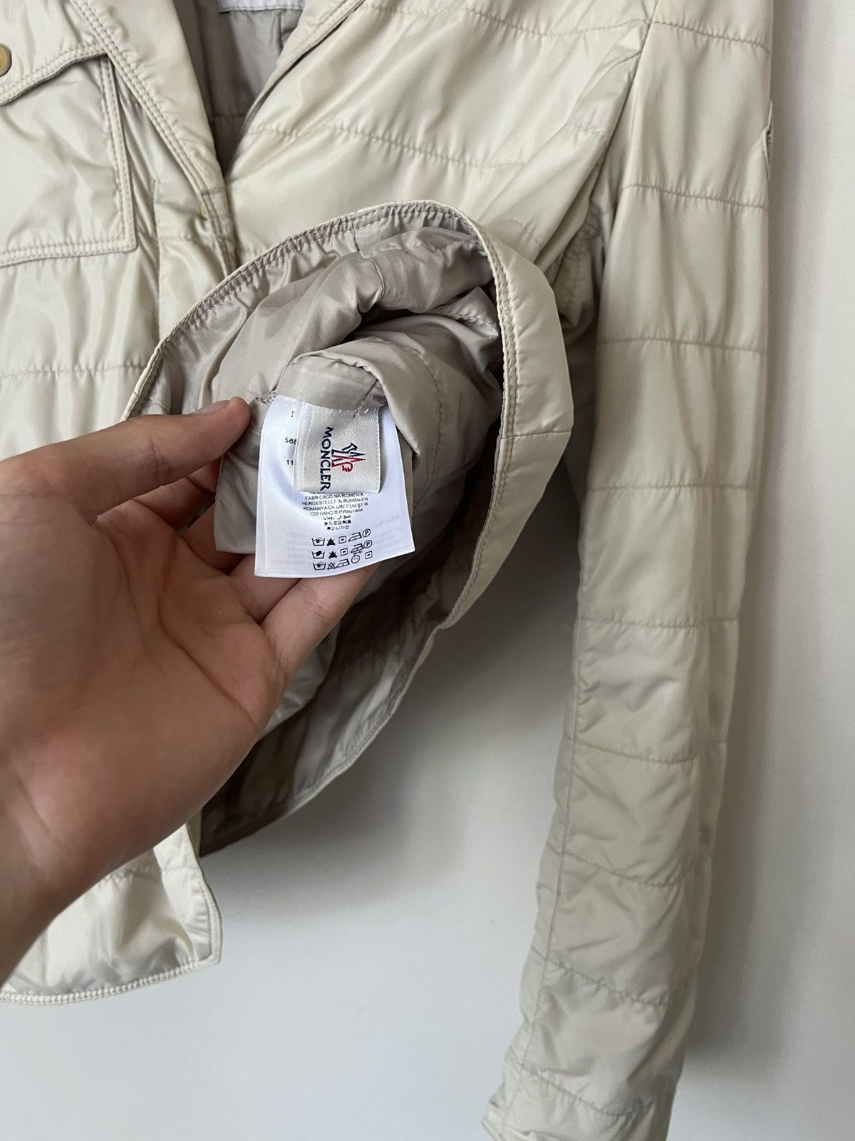 Moncler Light Jacket Moncler Size M / US 6-8 / IT 42-44 - 4 Thumbnail