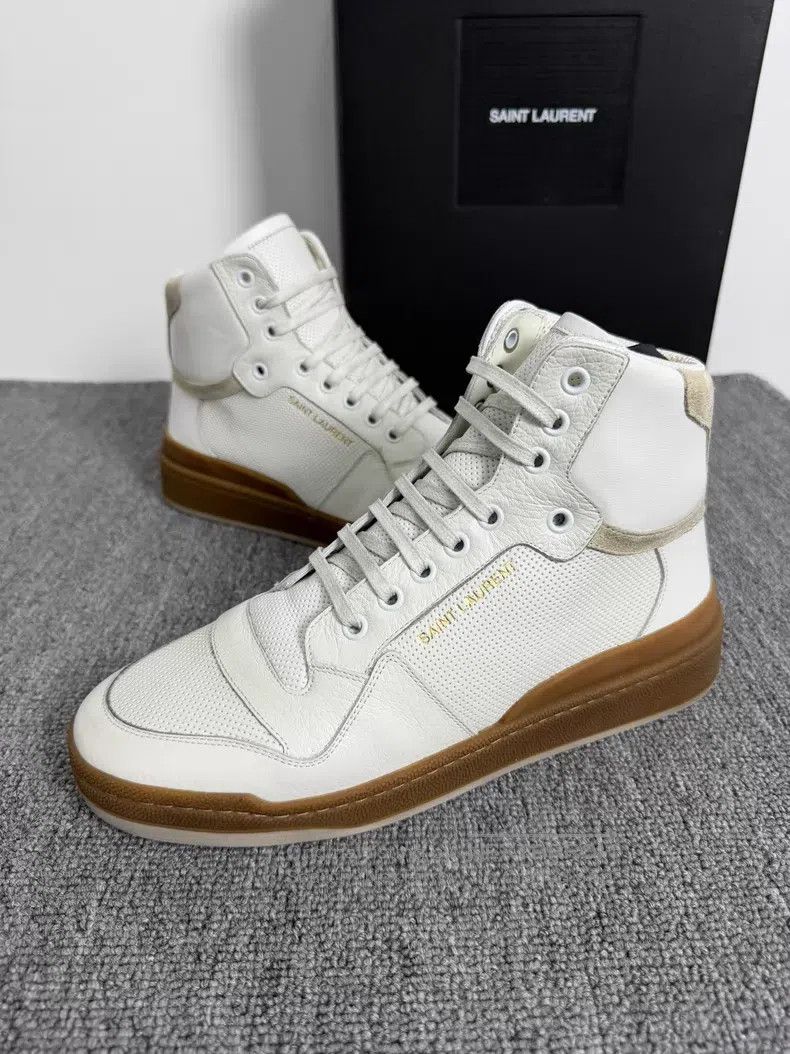 Saint Laurent Paris Saint Laurent Paris Rubber Sole White High Top Casual Shoe Size US 7.5 / EU 40-41 - 3 Thumbnail
