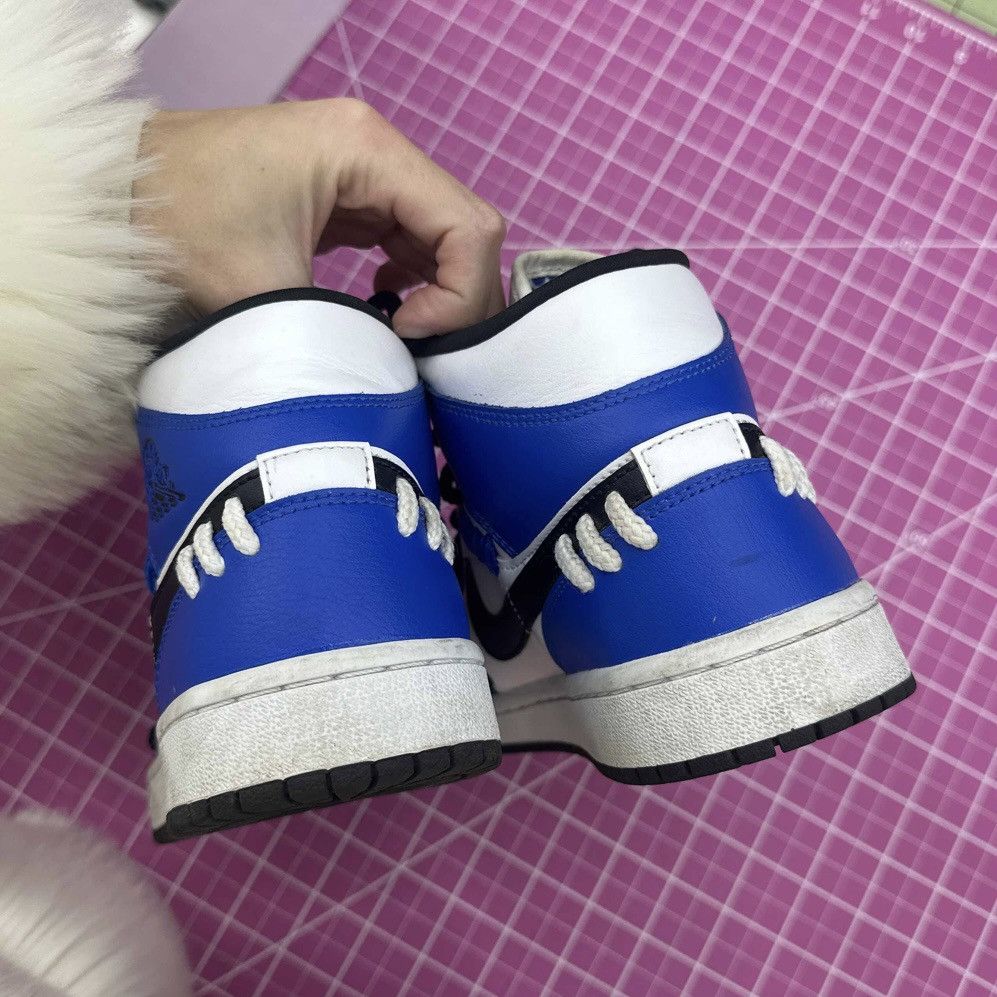 Jordan Brand Air Jordan 1 Mid Womens 7.5 Sisterhood Black Blue White Size US 7.5 / IT 37.5 - 4 Thumbnail