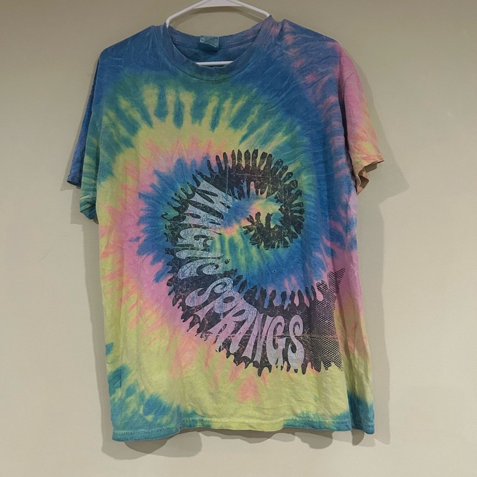 Gildan Vintage Magic Springs Park Tie Dye Shirt Size US L / EU 52-54 / 3 - 1 Thumbnail