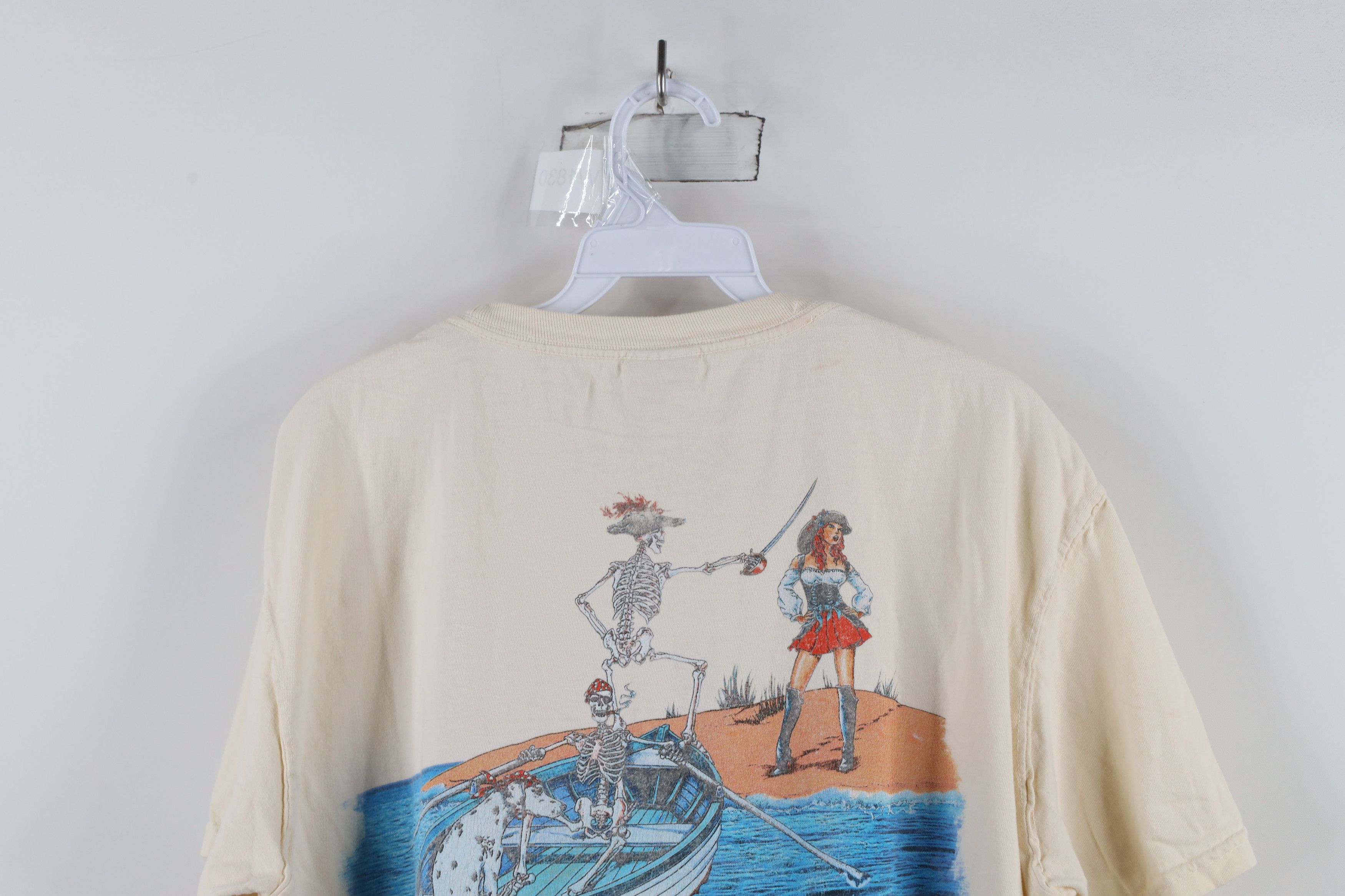 Vintage Vintage Y2K Streetwear Pinup Girl Pirate Skeleton T-Shirt Size US L / EU 52-54 / 3 - 13 Thumbnail