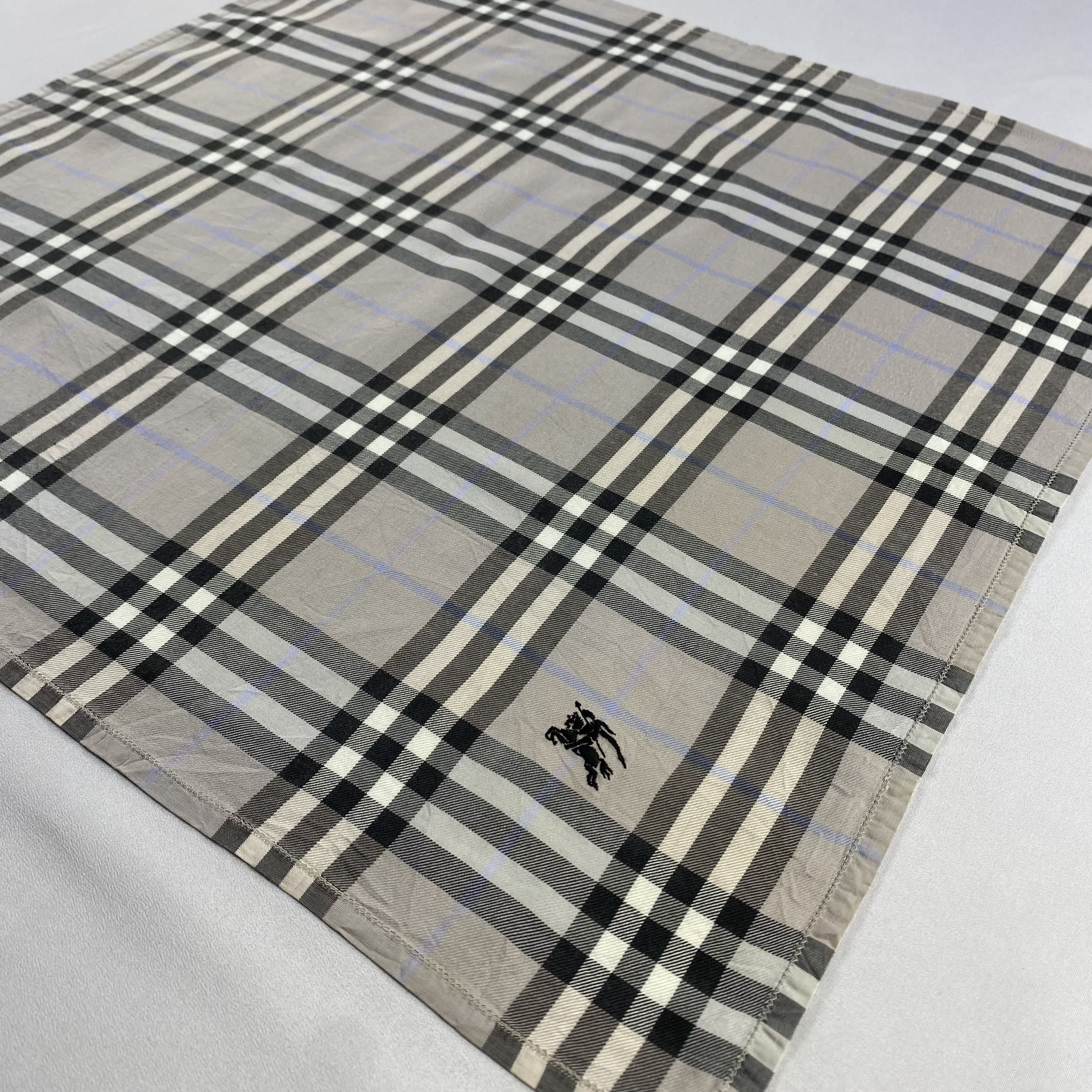 Burberry × Vintage Burberry Handkerchief / Neckerchief / Bandana-P1163 Size ONE SIZE - 2 Thumbnail
