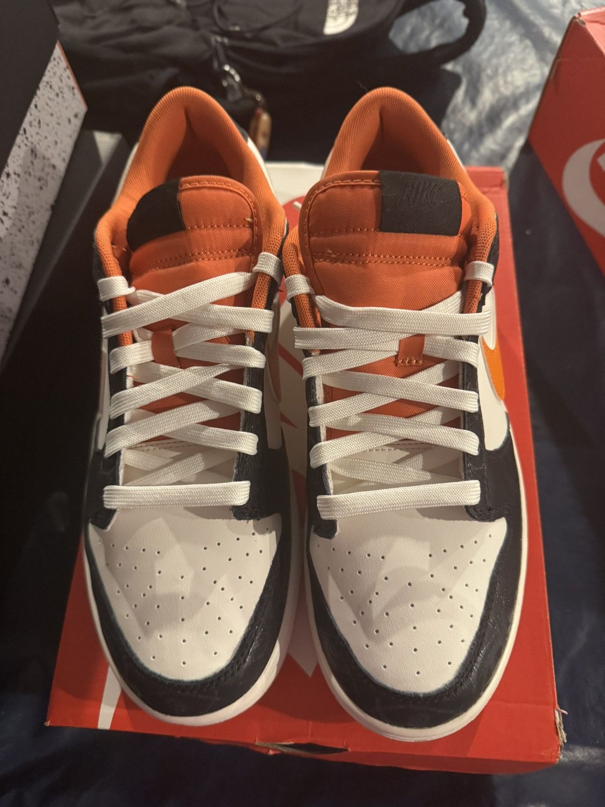 Nike NIKE DUNK LOW HALLOWEEN Size US 10 / EU 43 - 3 Thumbnail