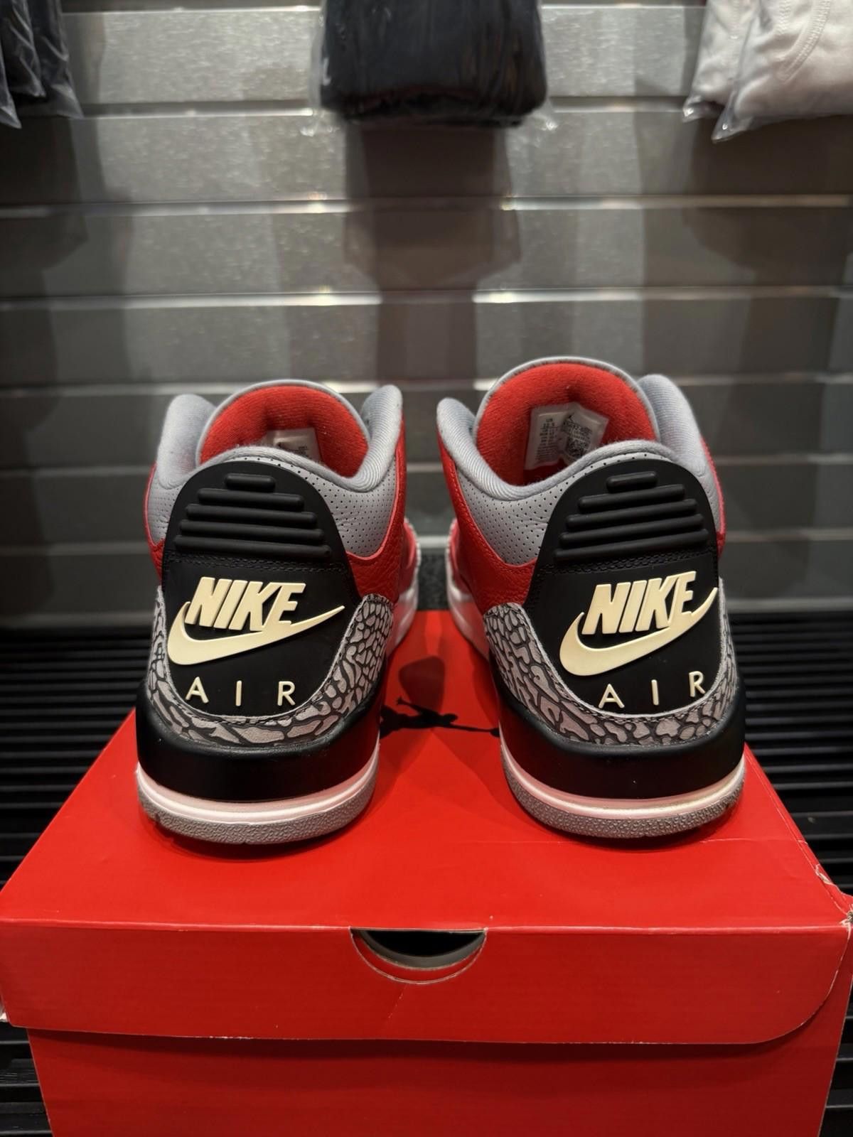Jordan Brand Nike Air Jordan 3 Retro SE "Unite" Size 12.5M Size US 12.5 / EU 45-46 - 6 Thumbnail