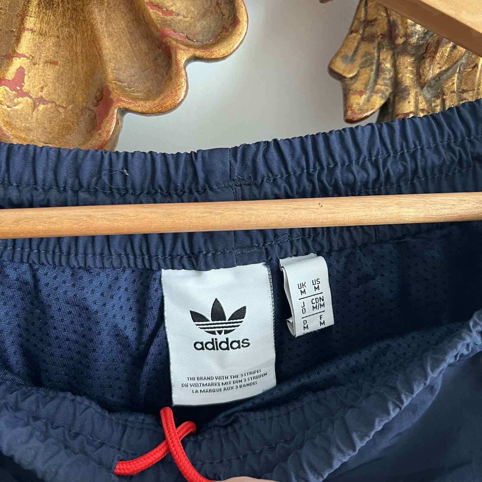 Adidas × Vintage Adidas Arsenal pants sweatpants jogger y2k sport blokecore Size US 34 / EU 50 - 2 Thumbnail