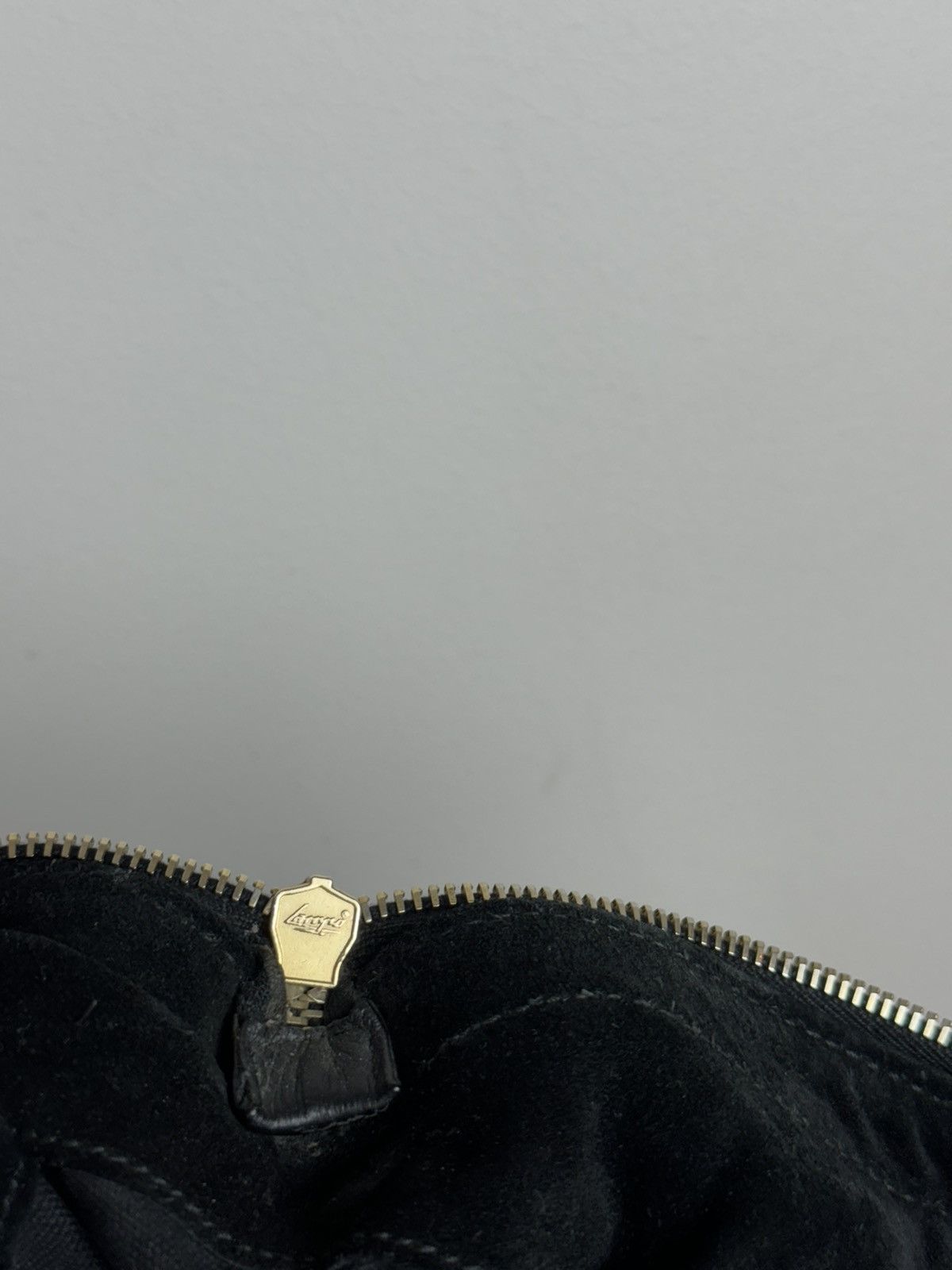 Leather × Yves Saint Laurent Leather bag Yves Saint Laurent original casual luxury item Size ONE SIZE - 9 Thumbnail