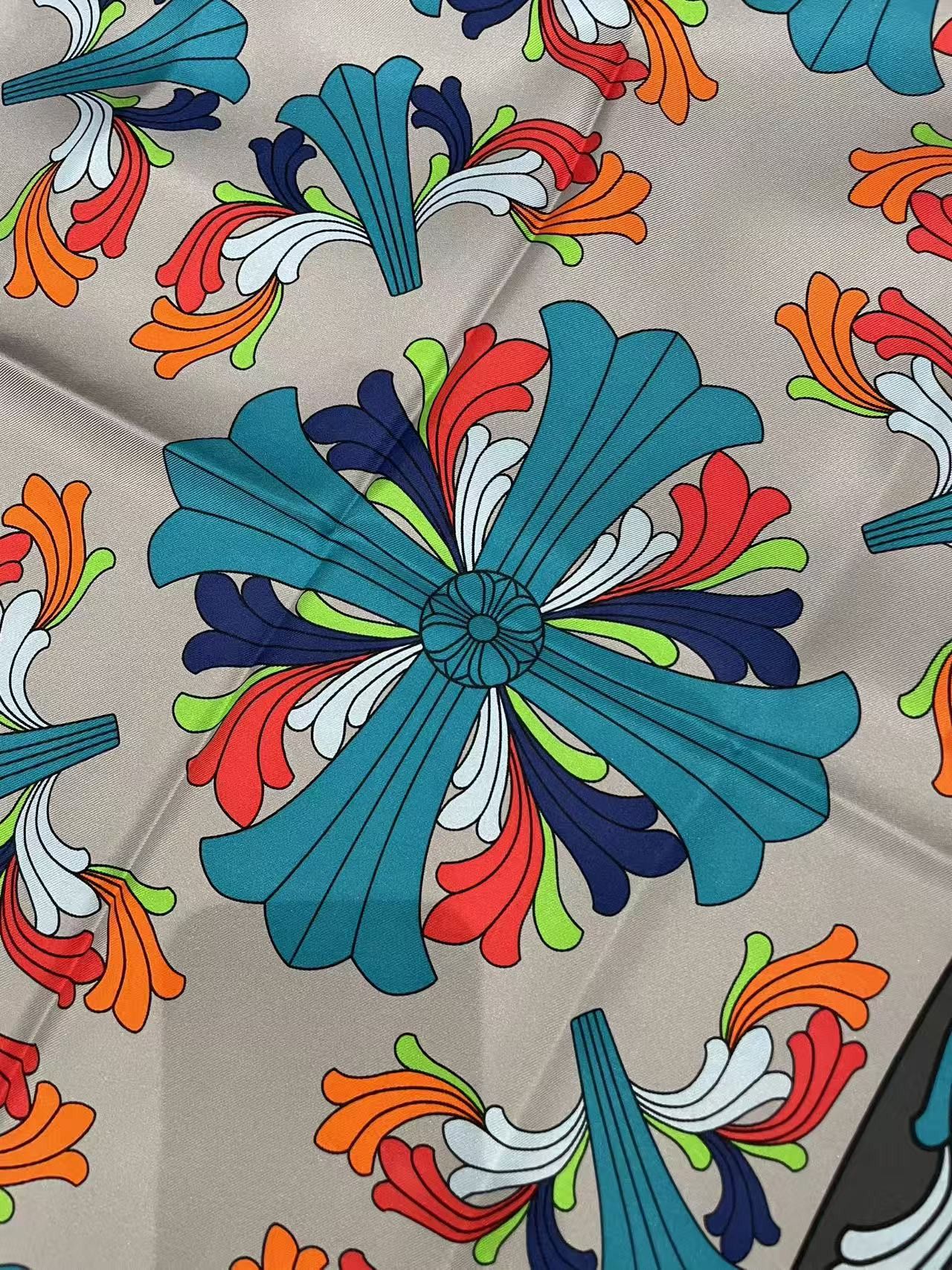 Chrome Hearts Chrome Hearts Multi Color Cross Logo Silk Scarf Size ONE SIZE - 7 Thumbnail