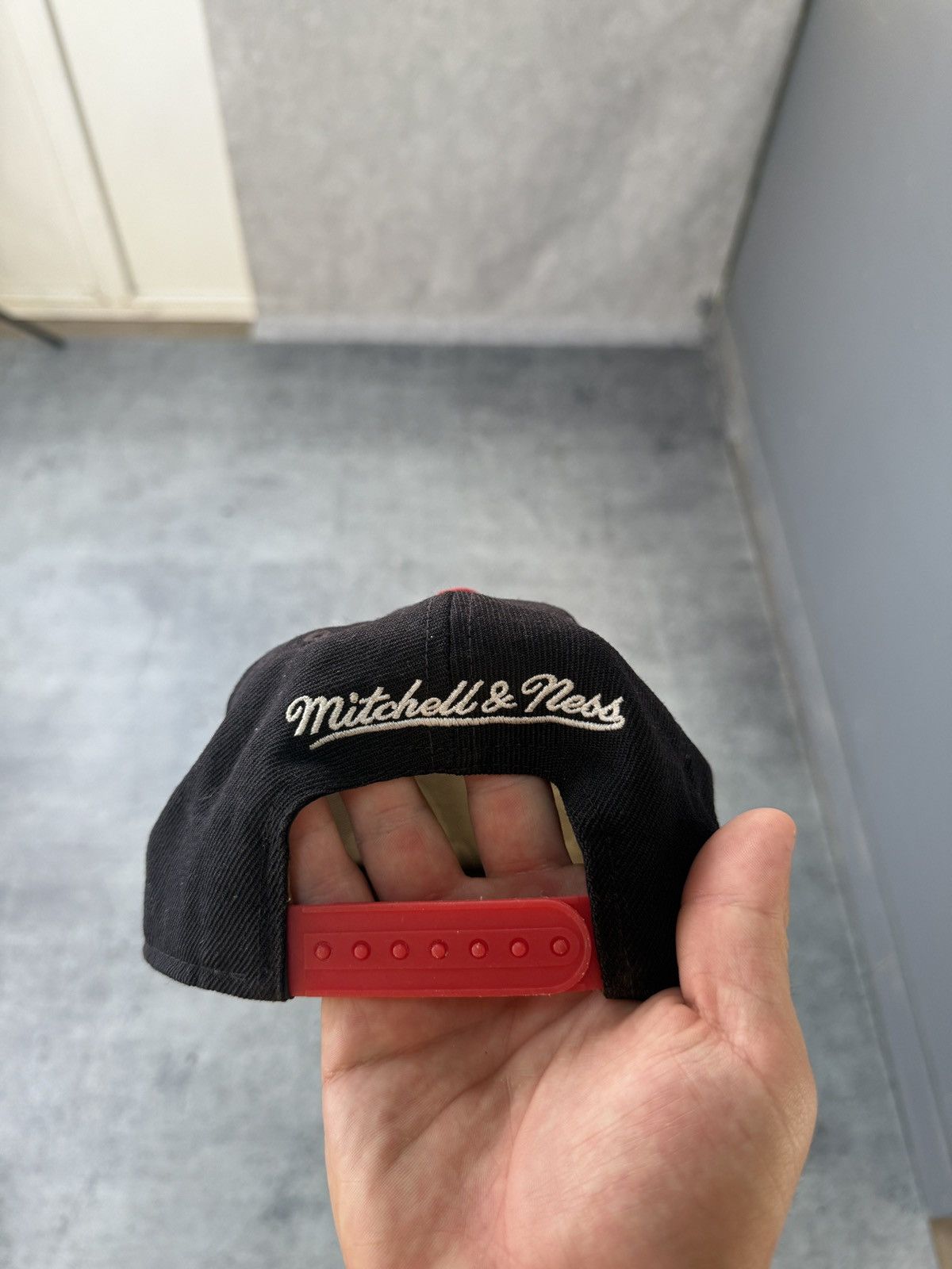 NBA Vintage 90s NBA Chicago Bulls Spell Out Snapback Hat Size ONE SIZE - 4 Thumbnail