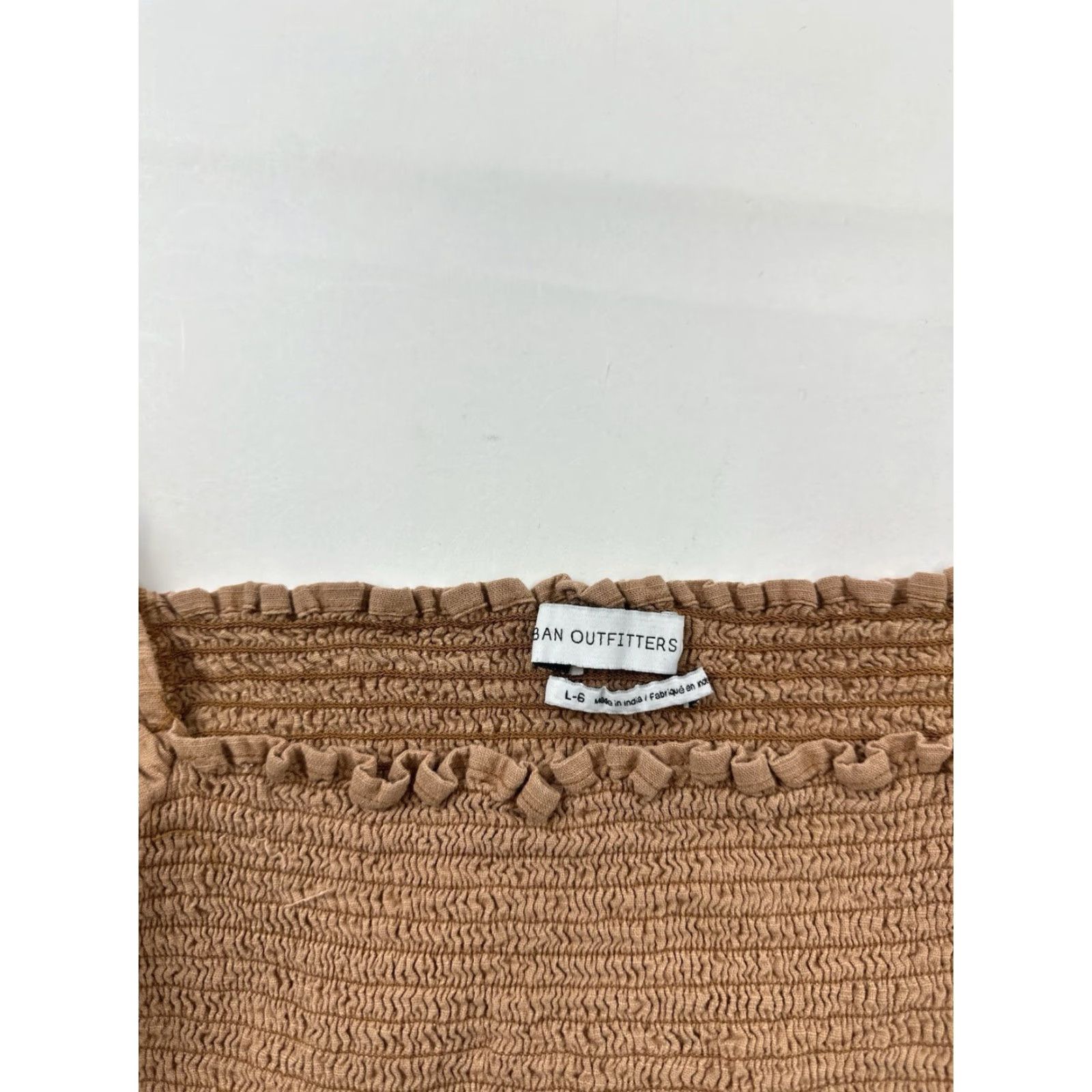 Urban Outfitters VINTAGE Urban Outfitters Shirt Womens L Large Orange Tan Smocked Crop Cottagecore Size L / US 10 / IT 46 - 3 Thumbnail