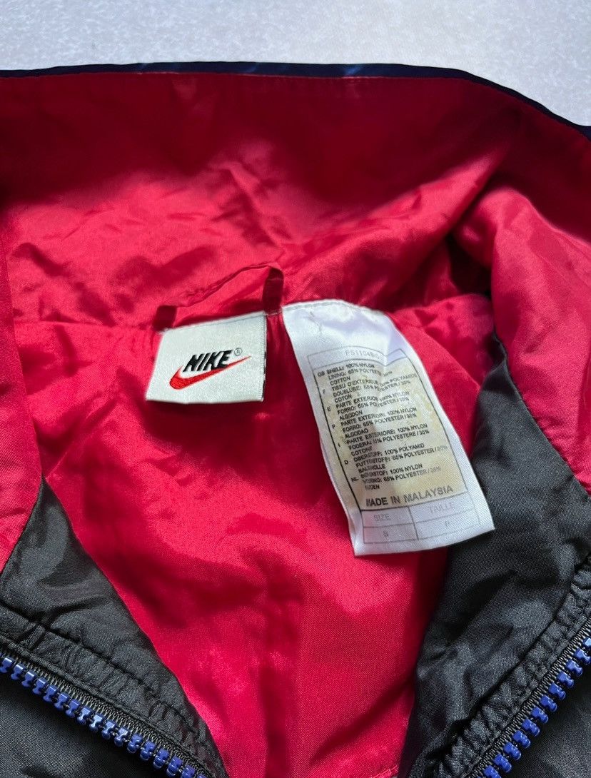 Other Vintage Nike Nylon Swoosh Tracksuit Y2K M Size US M / EU 48-50 / 2 - 8 Thumbnail