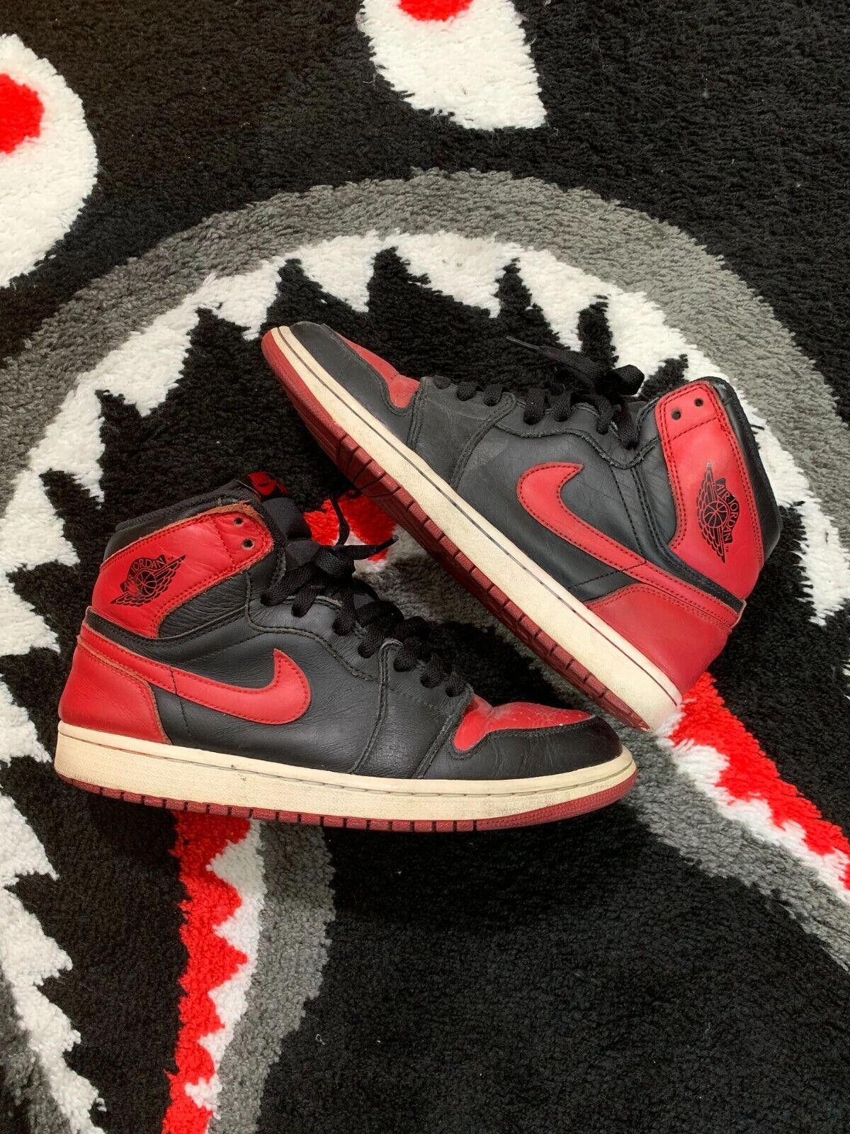 Designer Air Jordan Retro 1 High OG Bred 2013 Size 8 555088-023 Size US 8 / EU 41 - 6 Thumbnail