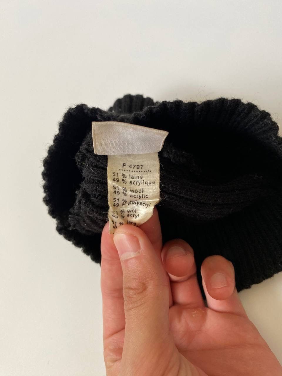 Lacoste Vintage Lacoste Winter hat OS Wool Size ONE SIZE - 3 Thumbnail