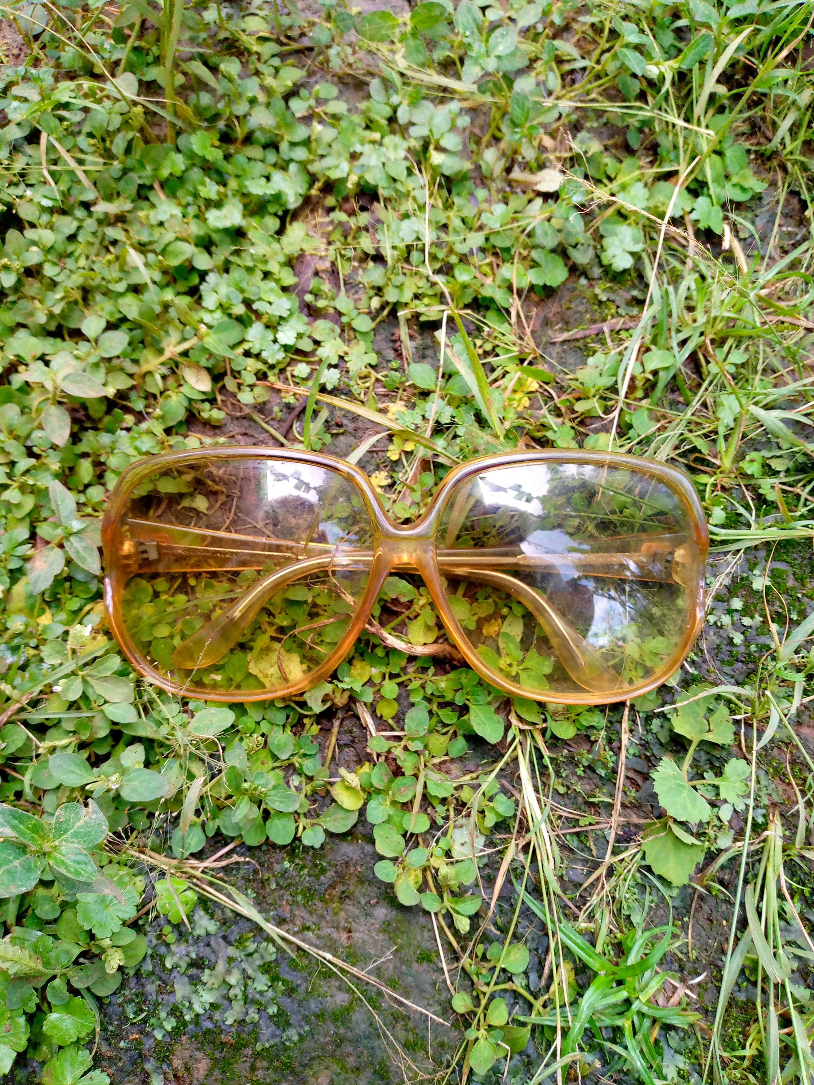 Vintage 70s Sunglasses Monalisa de Paris Size ONE SIZE - 1 Thumbnail