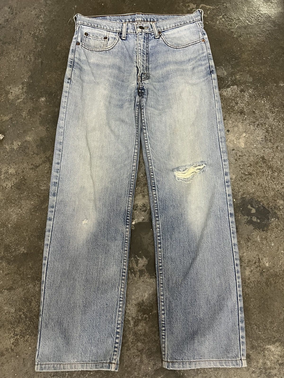 Levi's Vintage Levis Distressed Jean Size US 30 / EU 46 - 1 Thumbnail