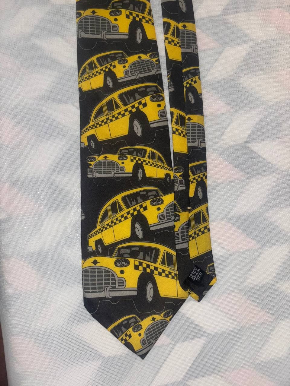 Ralph Marlin RALPH MARLIN TIE Salesman's Dream Rare Taxi.Cabs Made in USA Size ONE SIZE - 3 Thumbnail