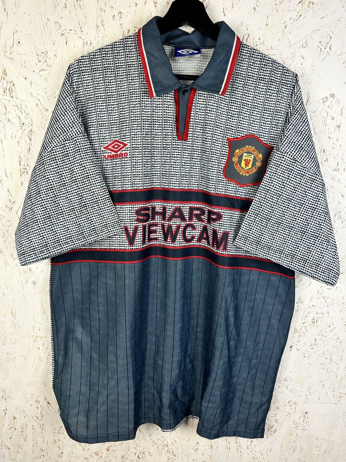 Umbro Manchester United 1995/96 Away Kit Soccer Jersey XL