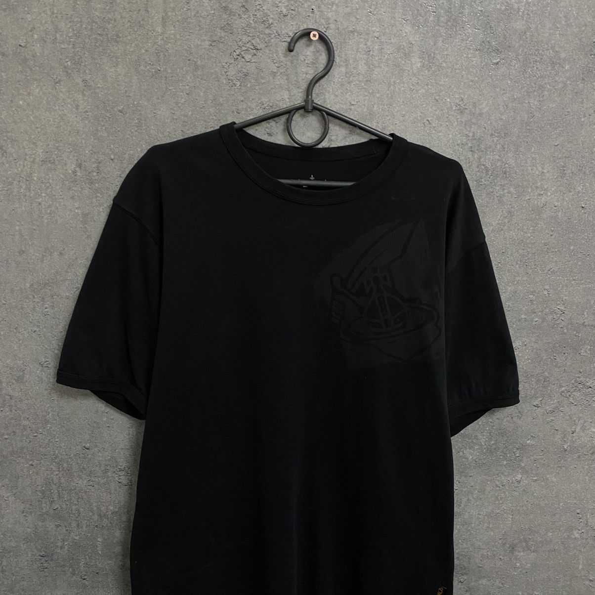 Vivienne Westwood Vivienne Westwood T-Shirt Big Orb Rare Retro Hype Y2K Size US L / EU 52-54 / 3 - 3 Thumbnail