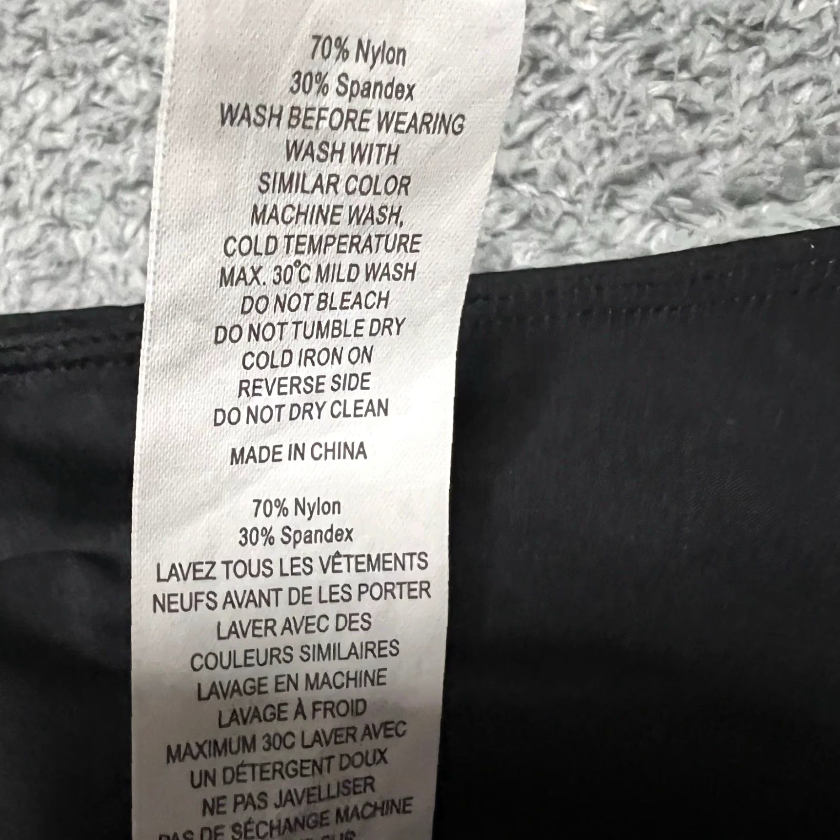 Vintage Zyia Active Leggings Cropped Women 12 Black Yellow Side Stripe High Rise Pants Size 34" / US 12 / IT 48 - 6 Thumbnail