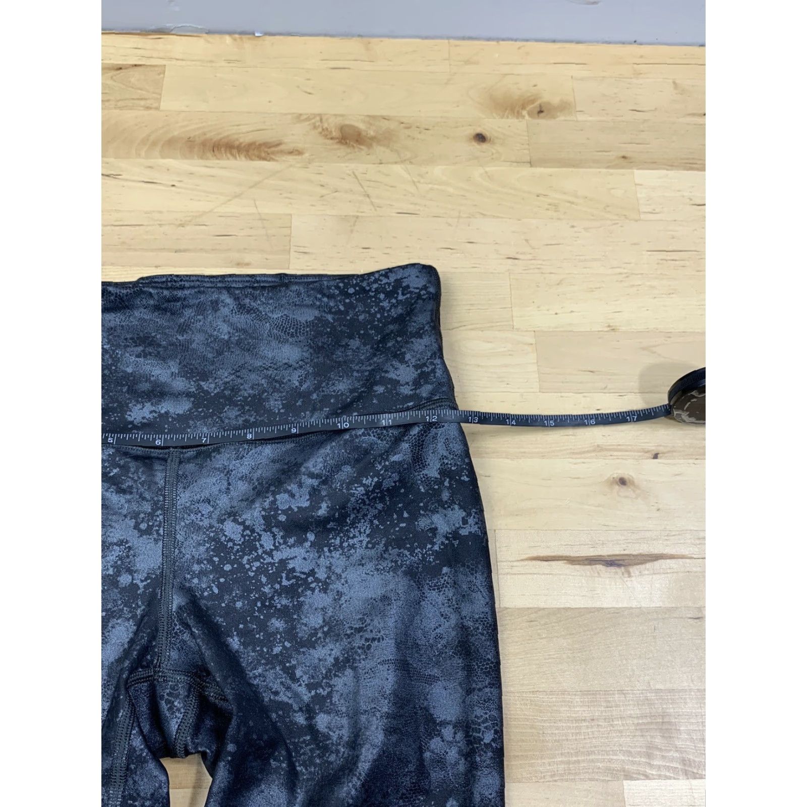 Athleta Athleta Leggings Womens XS Black Lace Capri Casual Activewear #7601 Size ONE SIZE - 5 Thumbnail