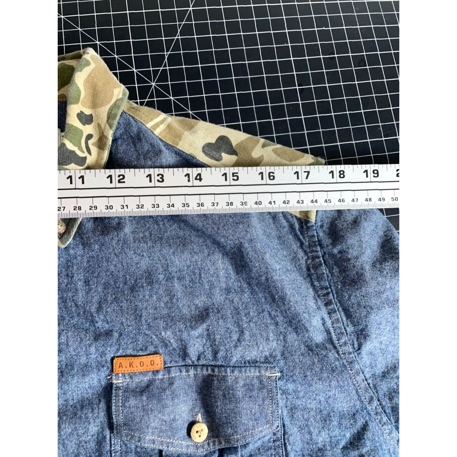 YOKE AKOO Chambray Shirt Mens XL Blue Green Camo Yoke Trim Streetwear Camouflage Button-Up Juniors None Size US XL / EU 56 / 4 - 7 Thumbnail