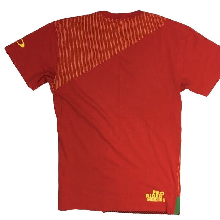 Oakley Vtg Oakley Geometric PRO RIDER SERIES Skater Surfer T Shirt Size US L / EU 52-54 / 3 - 2 Thumbnail