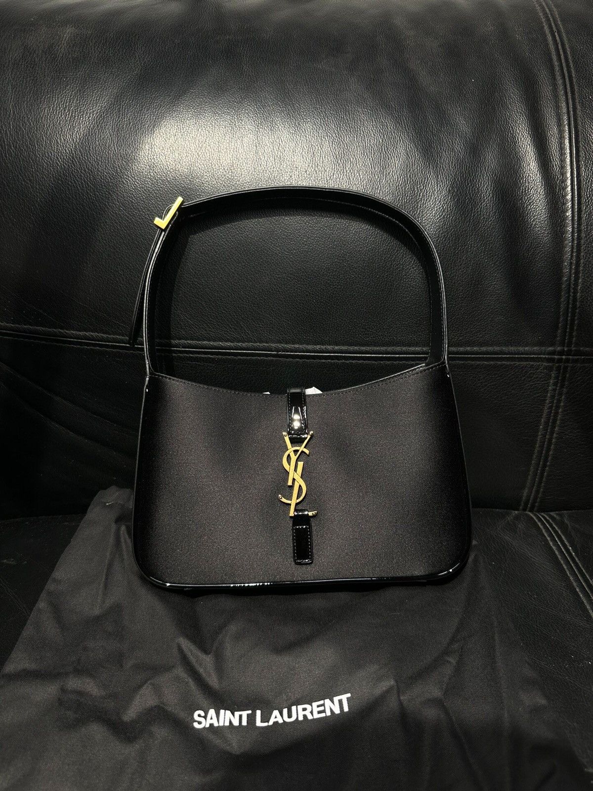 Saint Laurent Paris Saint Laurent Black Fabric Hobo Shoulder Bag AAAA7 Size ONE SIZE - 2 Thumbnail