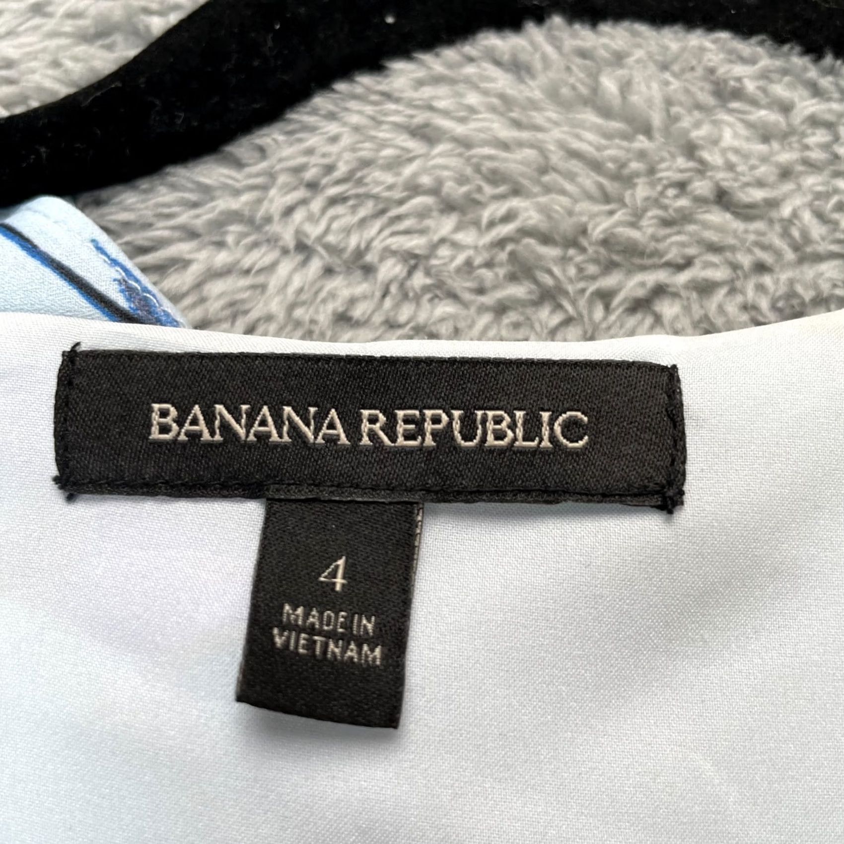 Banana Republic VINTAGE Banana Republic Dress Womens 4 Blue Faux Wrap Maxi Floral Ruffle Asymmetrical Size S / US 4 / IT 40 - 3 Thumbnail