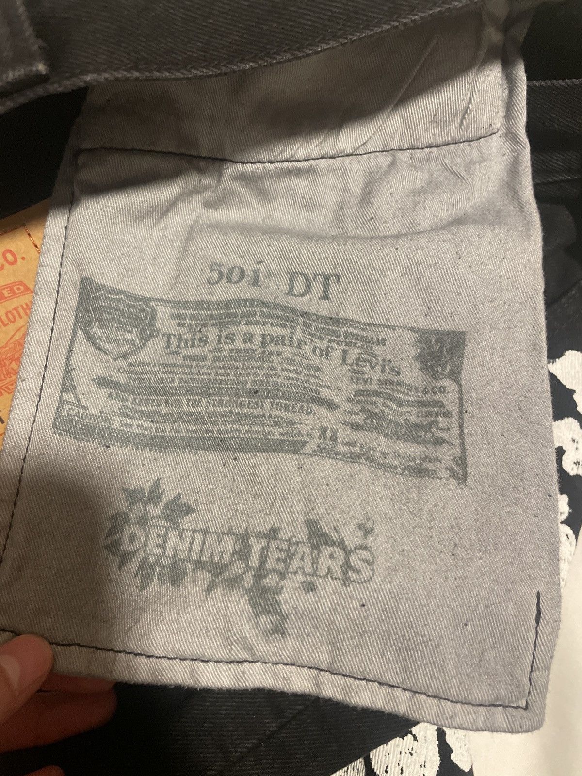 DENIM TEARS Levi's x Denim Tears The Cotton Wreath Jean Black Size US 31 - 8 Thumbnail