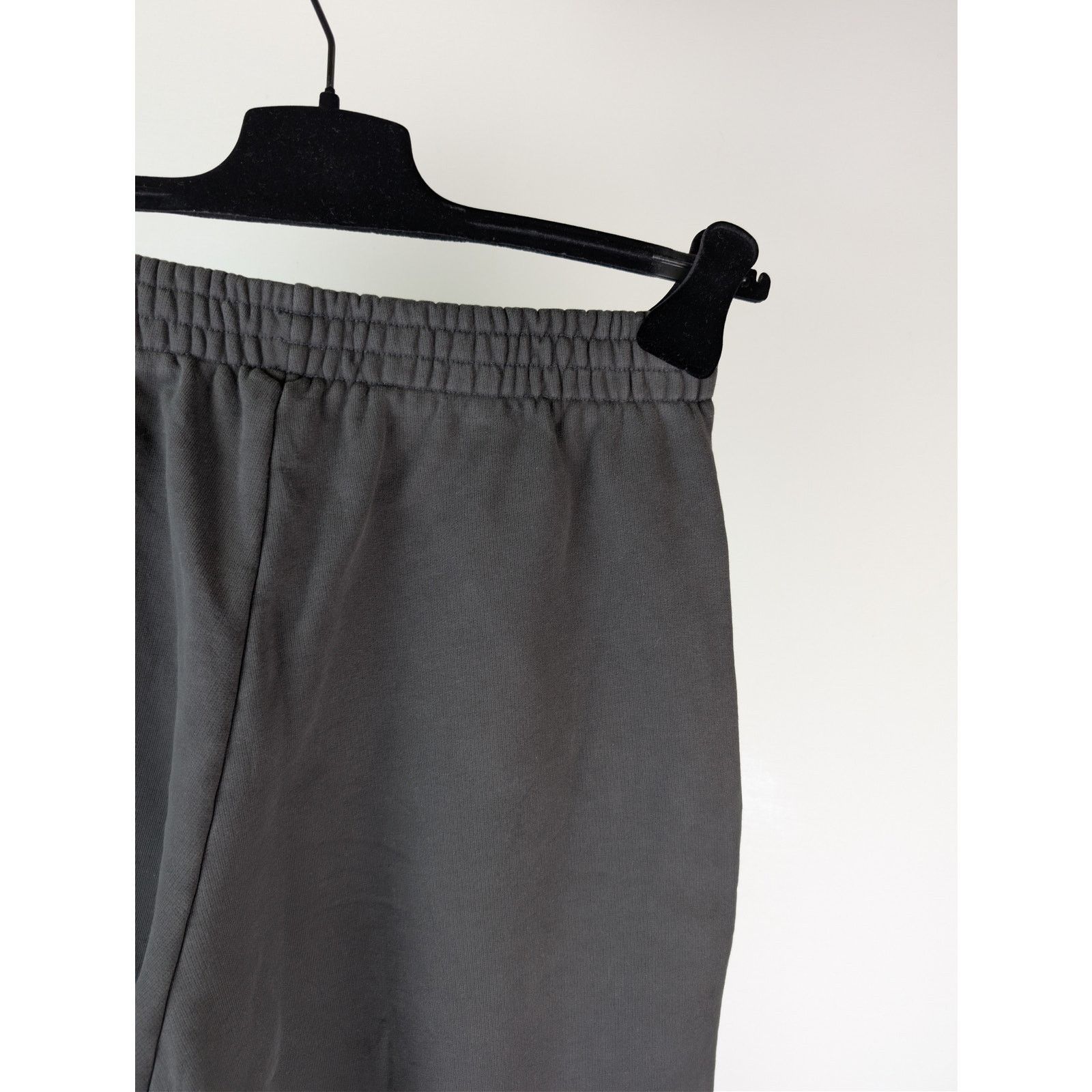 Balenciaga × eBay o1rshd1 Baggy Sweatpants in Wash Black Size US 26 / EU 42 - 11 Thumbnail