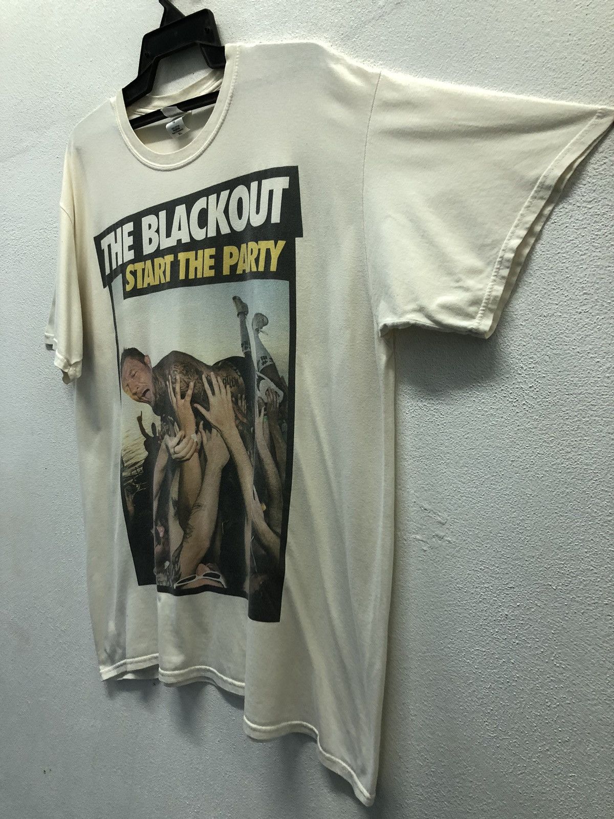 Band Tees Vintage Band The Blackout Start The Party Shirt Size US XL / EU 56 / 4 - 5 Thumbnail
