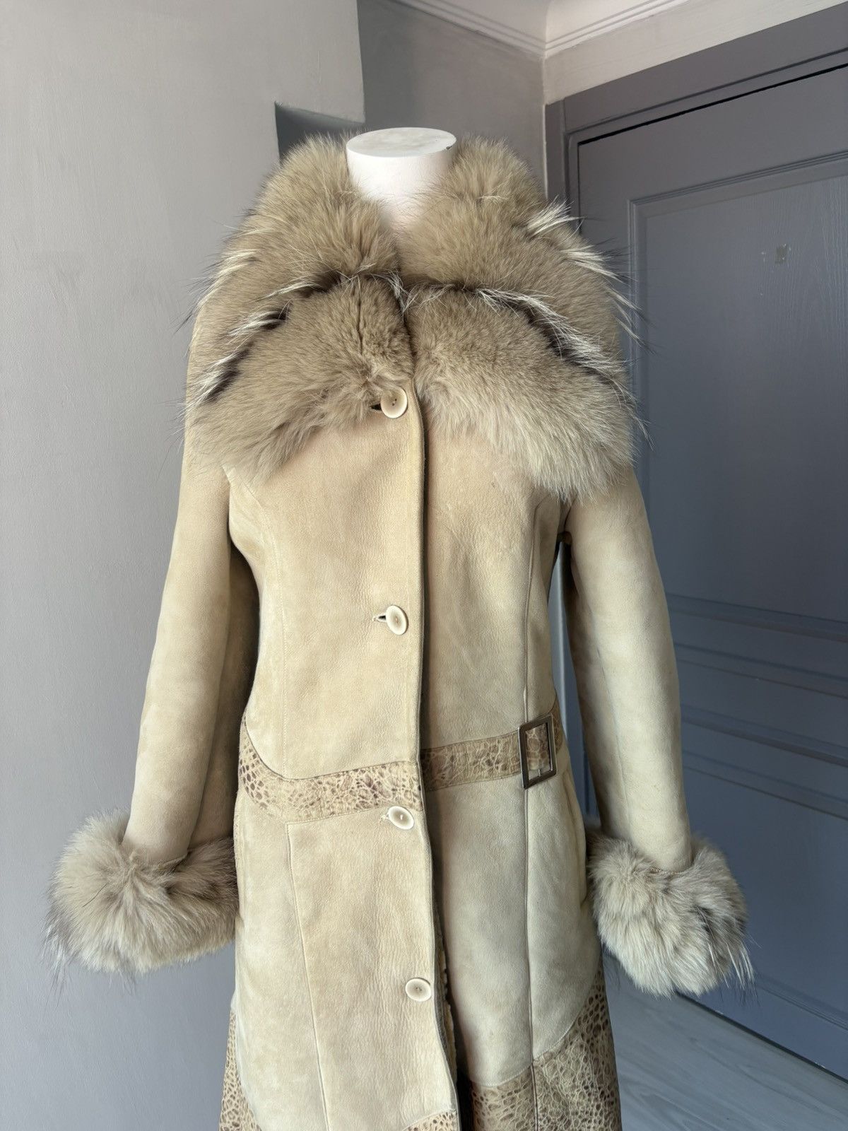 Vintage Rafaello Milano fur coat Size M / US 6-8 / IT 42-44 - 8 Thumbnail