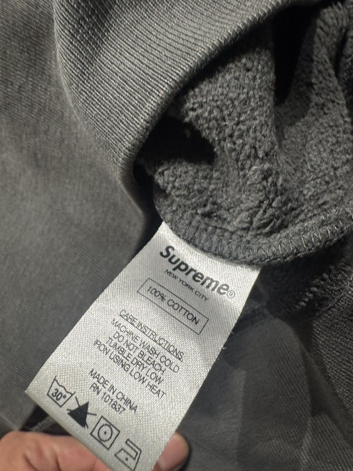 Supreme Supreme over-dyed hoodie Size US L / EU 52-54 / 3 - 4 Thumbnail
