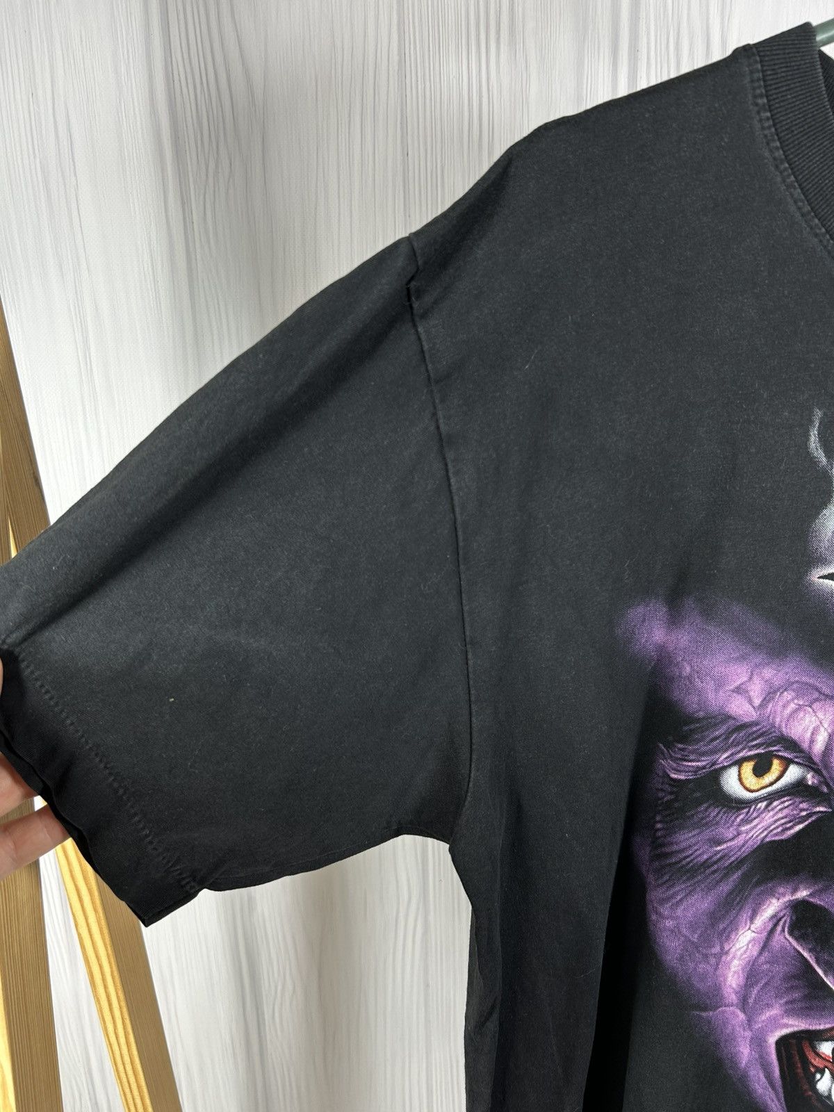 Vintage Vintage Y2K Devilish Vampire Blood Graphic Tee Demon Blood L Size US L / EU 52-54 / 3 - 5 Thumbnail
