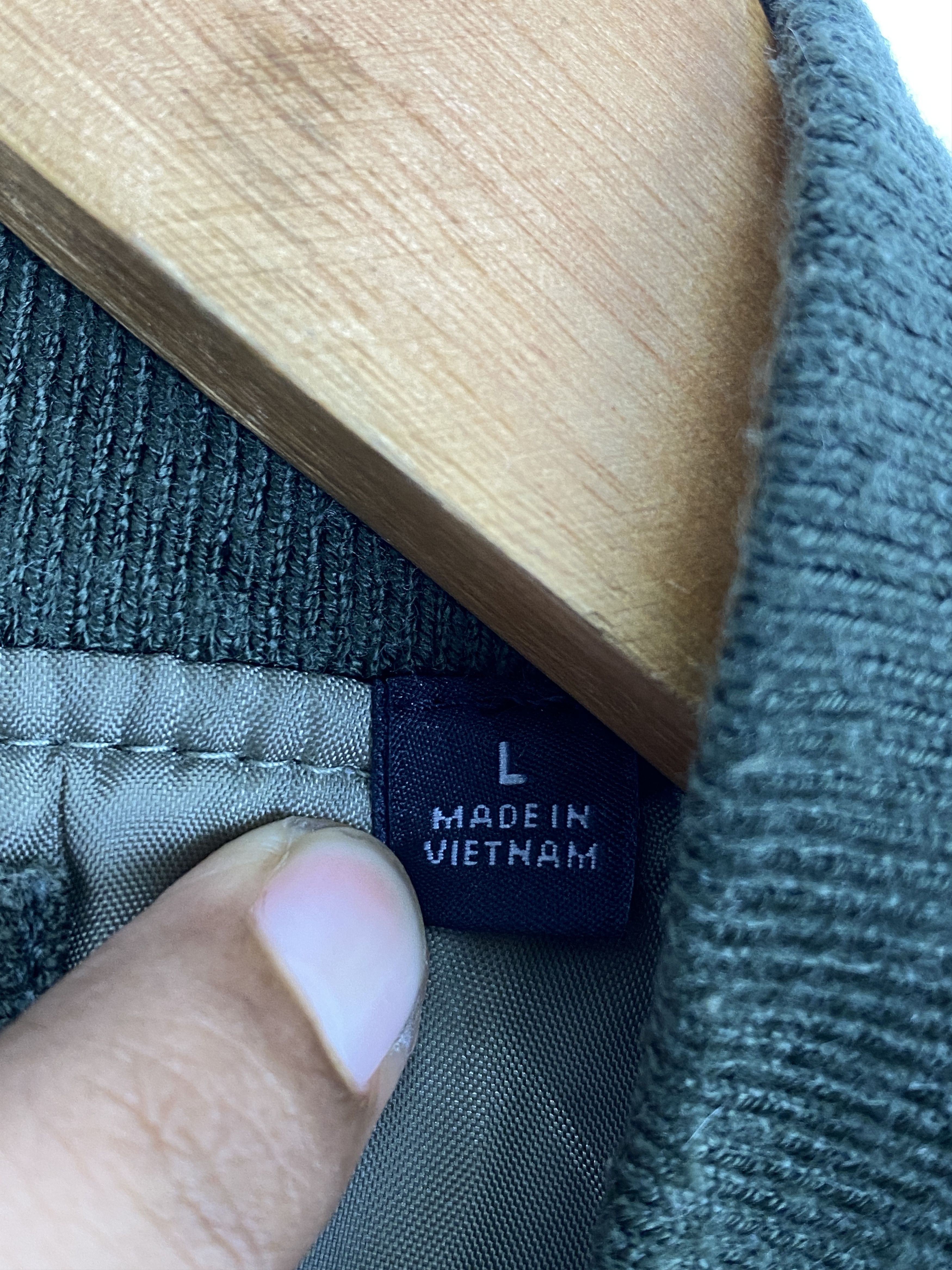 Uniqlo Uniqlo MA-1 Blouson Bomber Olive Green Jacket JA0191 Size US L / EU 52-54 / 3 - 6 Thumbnail