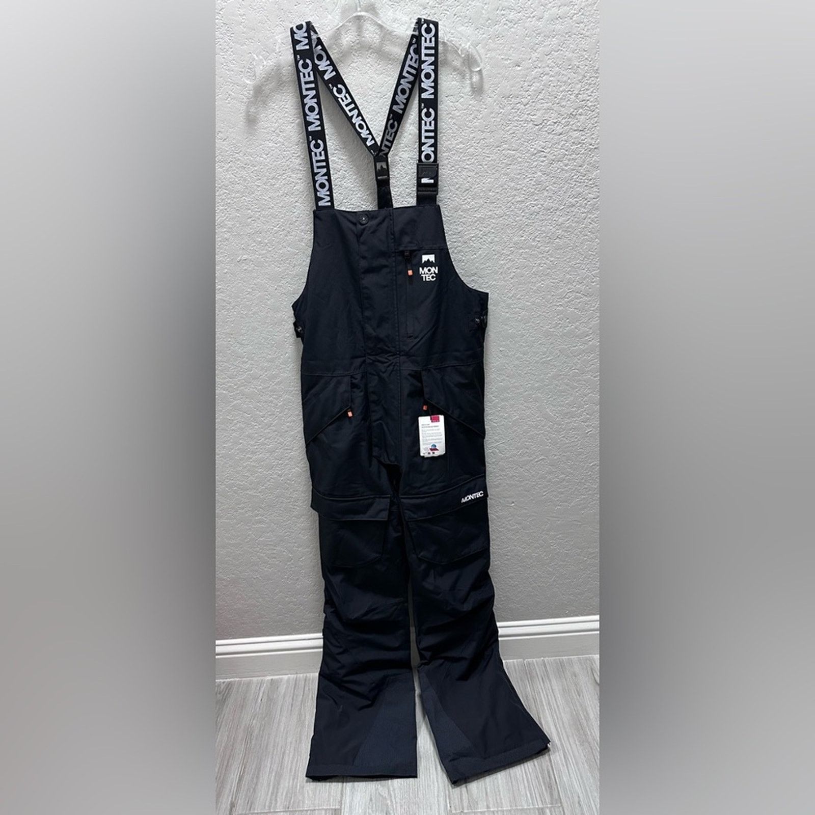 Other Montec Fawk FW25 Snowboard Bib Pants Men Small Black Size 36" / US 14 / IT 50 - 1 Thumbnail