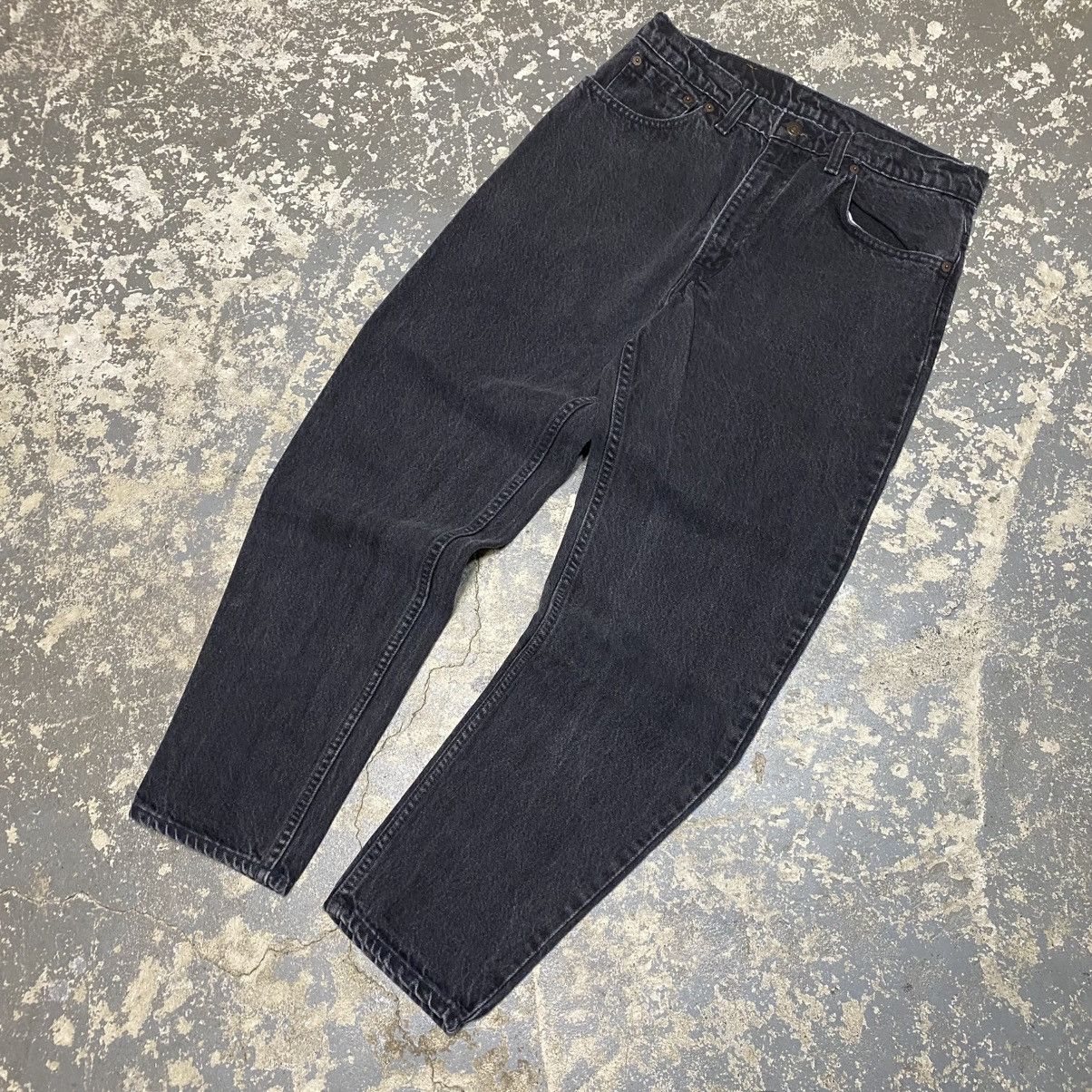 Levi's × Vintage Vintage Levi’s 550 Relaxed Fit Black Denim Jeans 90s Size US 31 - 6 Thumbnail