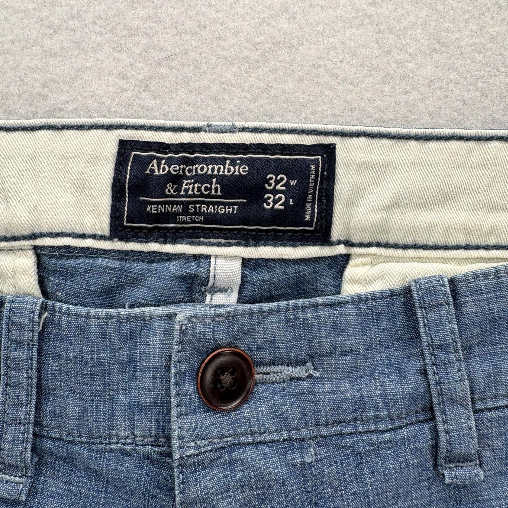 Abercrombie & Fitch Abercrombie & Fitch Chino Pants Mens 32x30 Blue Chambray Kennan Straight Stretch Casual Flat Front Pockets Slim/Regular Fit Size US 32 / EU 48 - 4 Thumbnail