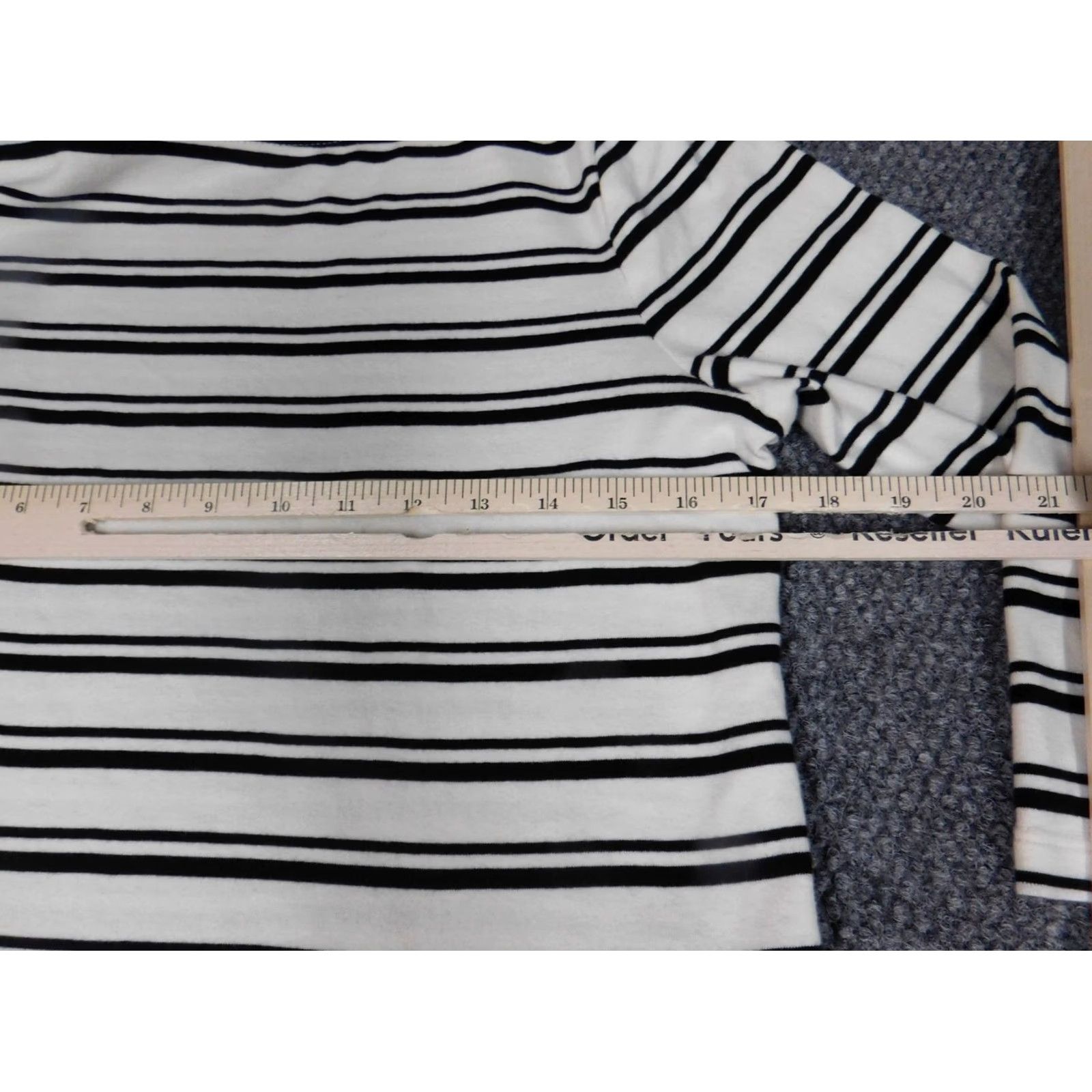 Vintage Chicos Blouse Shirt Women 1 Beige Cotton Striped Crew Neck Pullover Knit Long Sleeve Casual Button 100% Cotton Regular Vintage No Size XS / US 0-2 / IT 36-38 - 6 Thumbnail