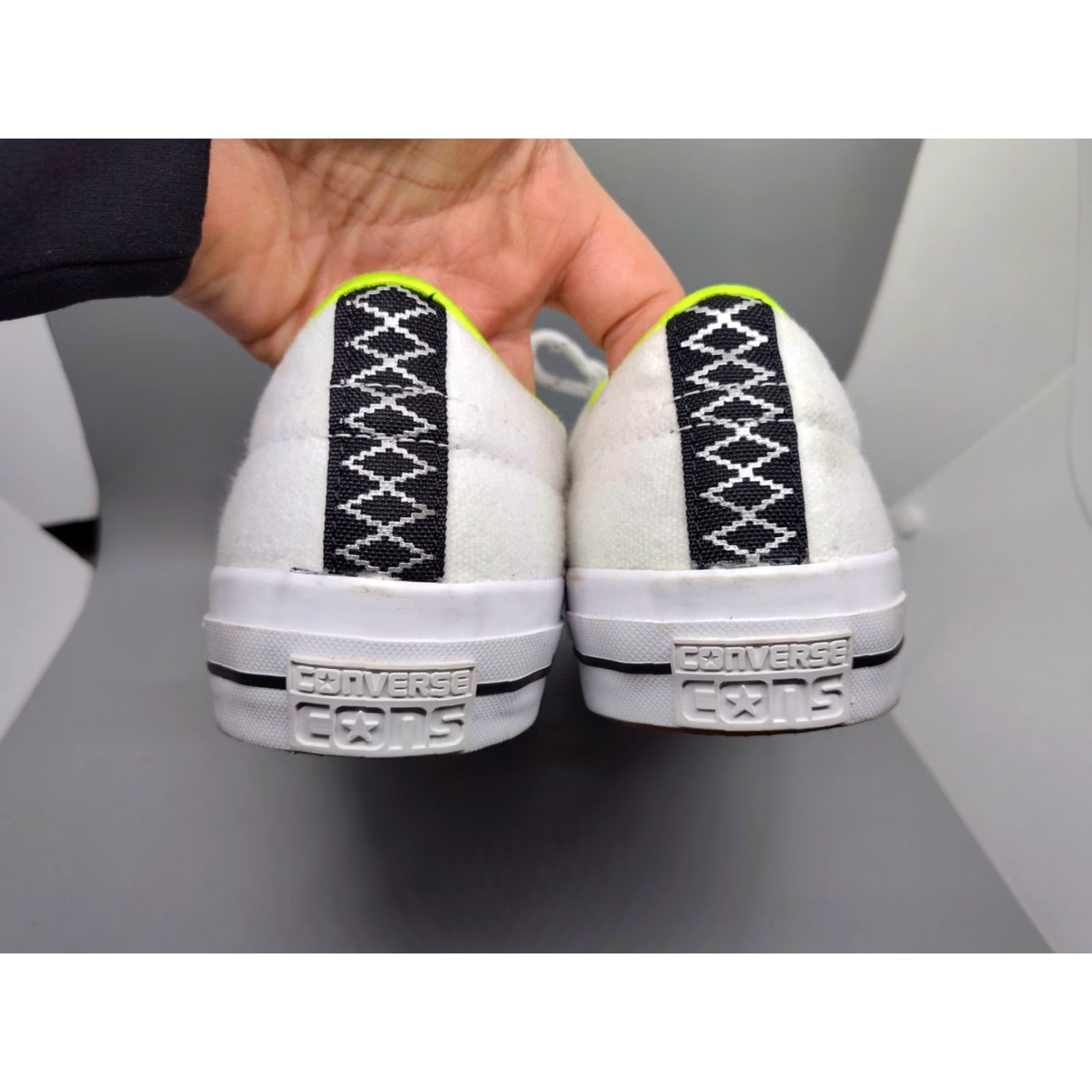 Converse Converse Chuck Taylor All Star 2 Sneakers Unisex Adult Size 10 White Canvas Lunarlon 153704C Size US 9 / EU 42 - 7 Thumbnail