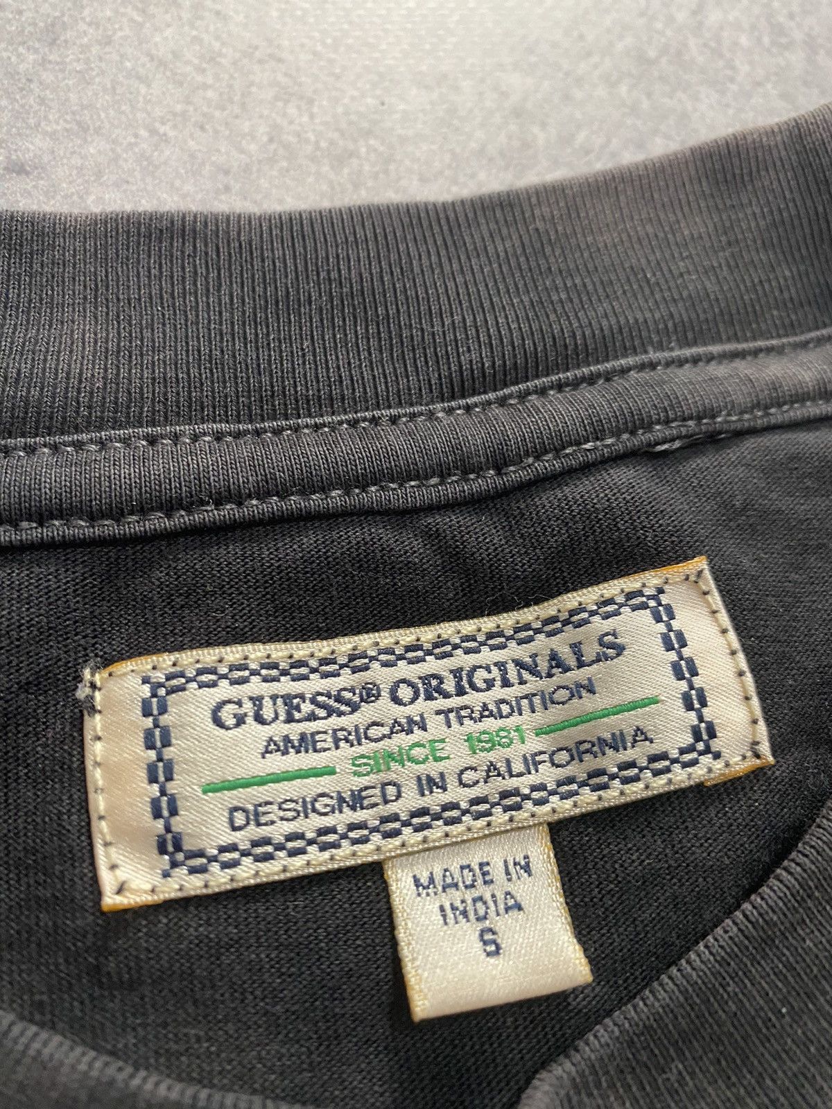 Guess × Vintage Guess Tie Dye Embroidered Logo T-Shirt Size US S / EU 44-46 / 1 - 4 Thumbnail