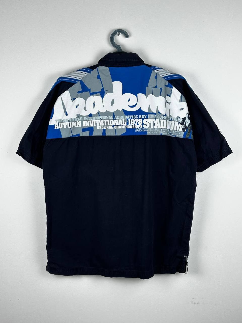 Akademiks × Vintage Vintage Y2K Akademiks Stadium Division Shirt Size US L / EU 52-54 / 3 - 1 Thumbnail