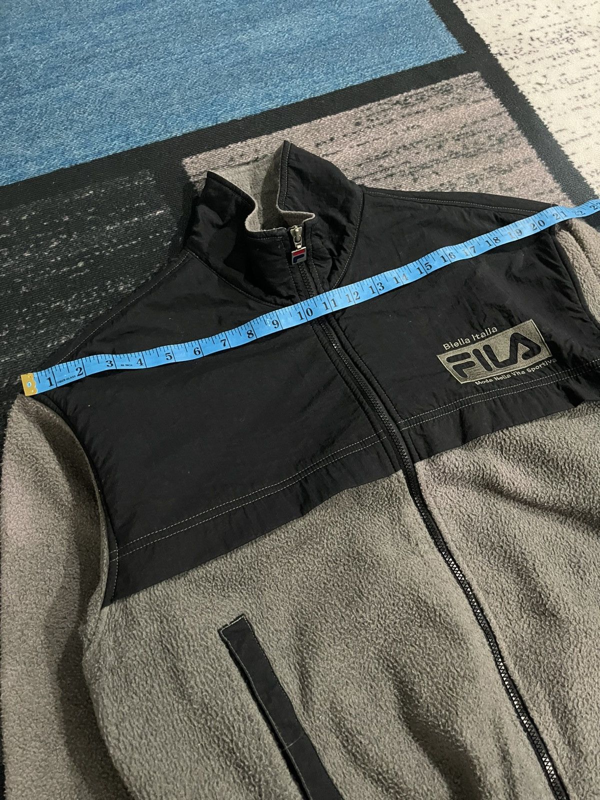 Fila × Vintage Vintage Fila Biella Italia Big Logo fleece Jacket Size US L / EU 52-54 / 3 - 19 Thumbnail