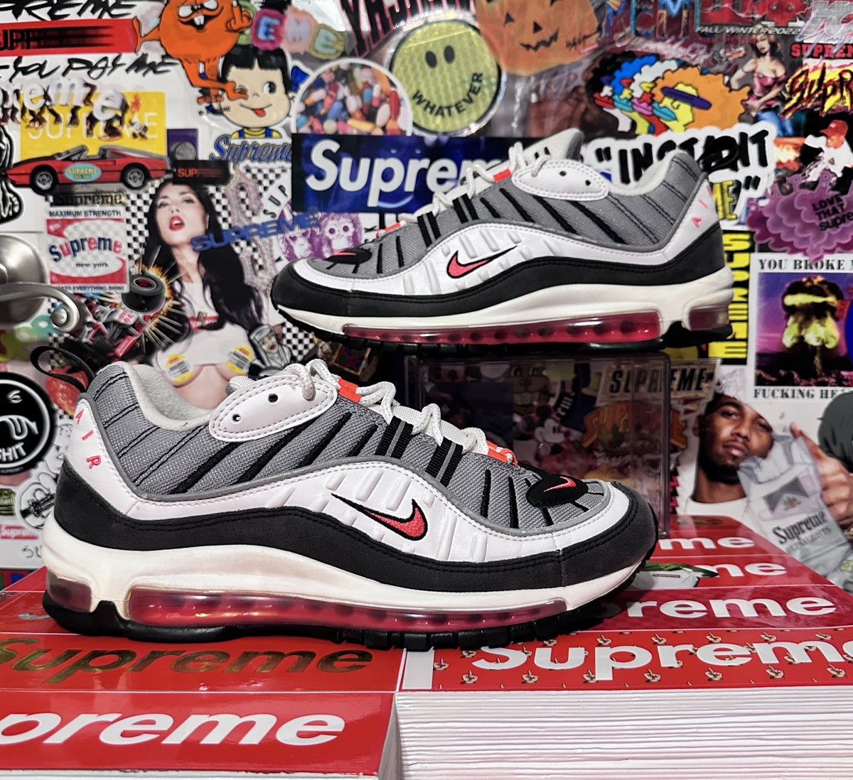 Nike × Vintage 2018 Nike Air Max 98 AH6799 104 Solar Red US 8.5 10W 1998 Size US 8.5 / EU 41-42 - 2 Thumbnail